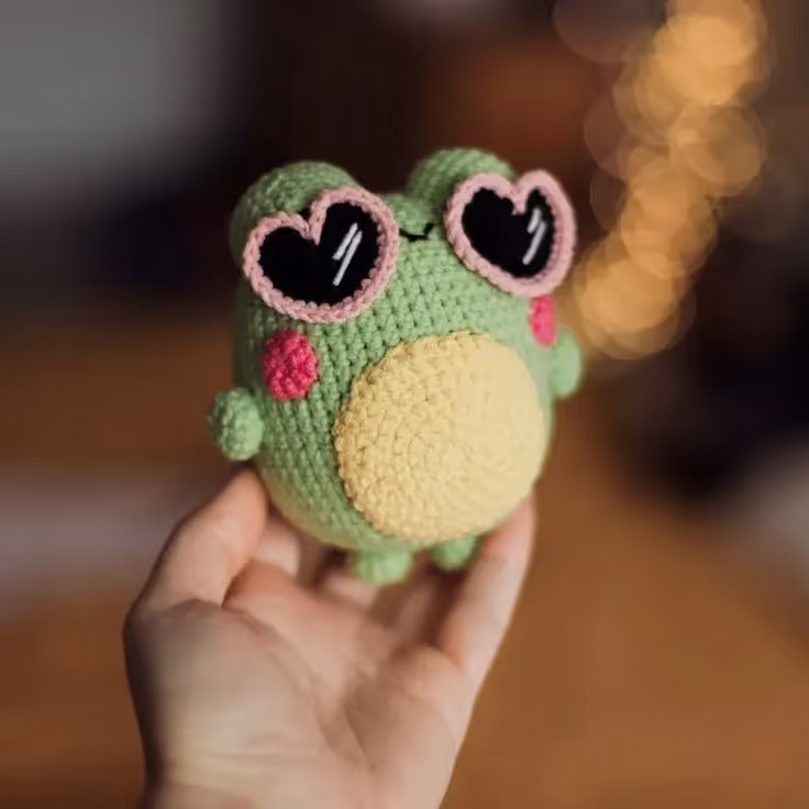 Cozy Bear Heart Eyes Frog Plush