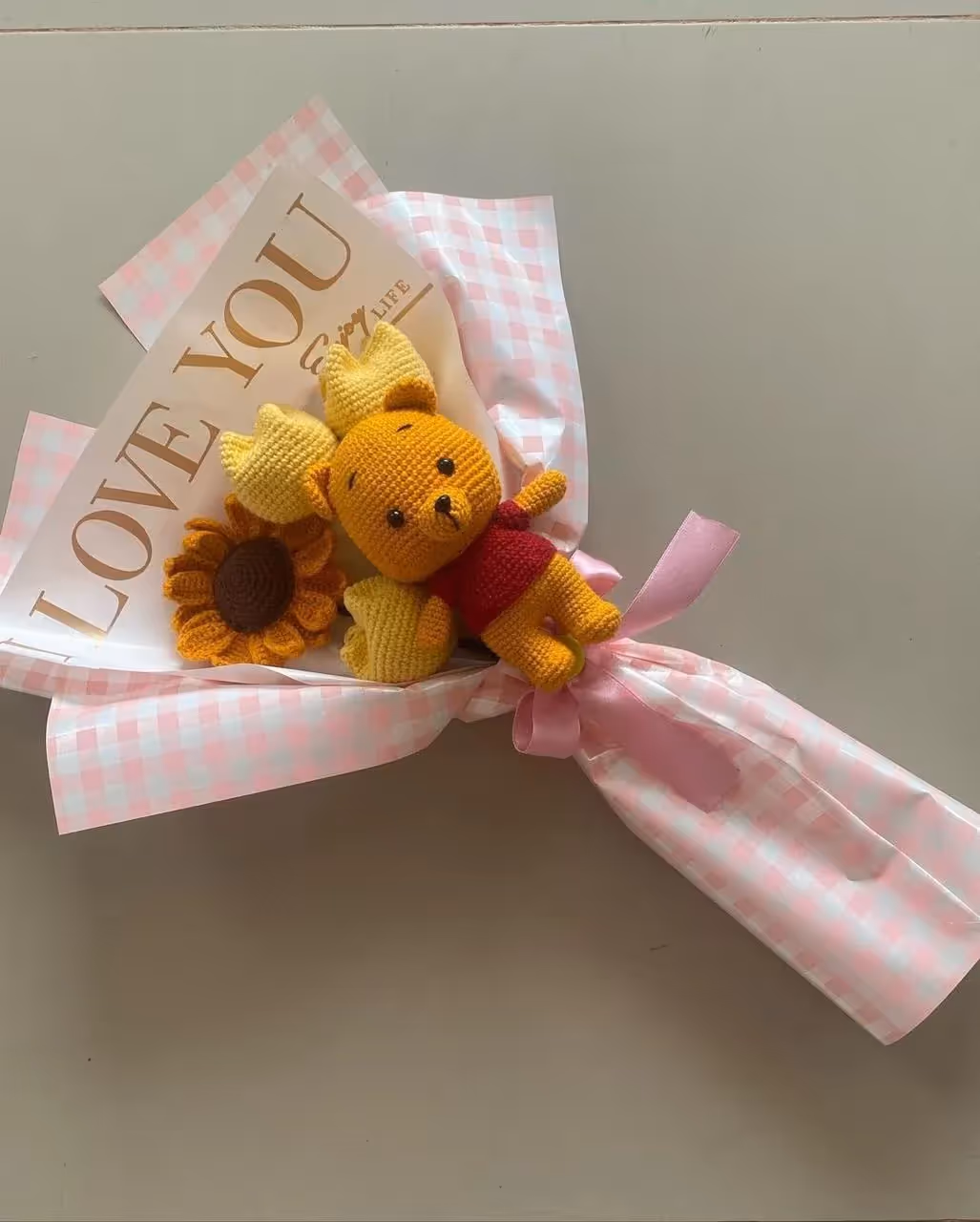 Cozy Bear Pooh Crochet Bouquet - photo 1 of 5