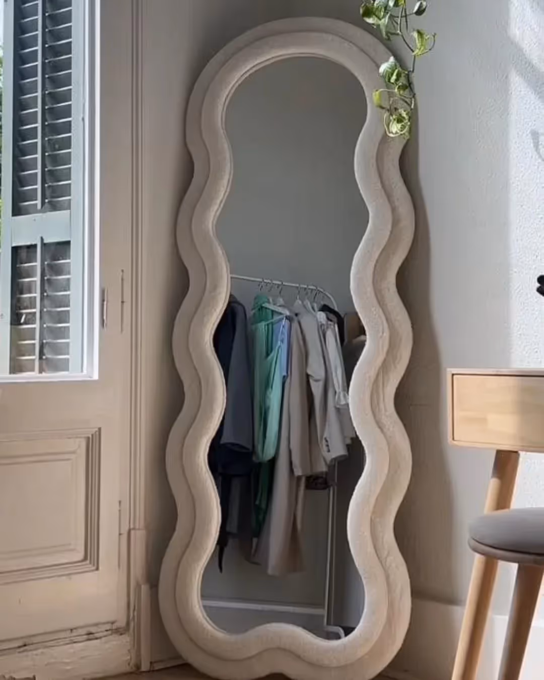 Cozy Bear Wavy Full Mirror - photo 4 of 4