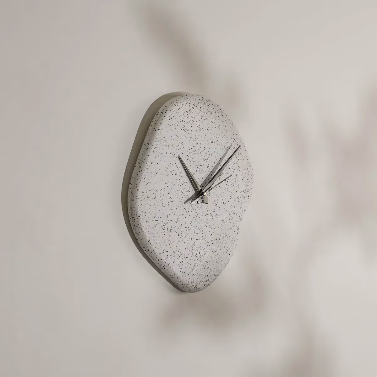 FIG Living Monolith Wall Clock - photo 4 of 4