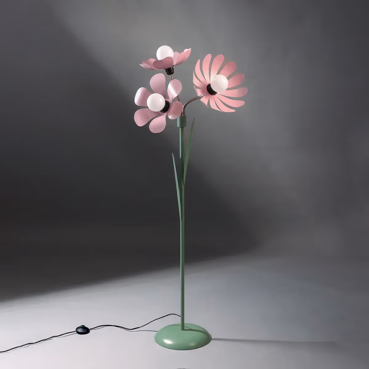 FIG Living Floral Sculptural Floor Lamp - photo 4 of 4