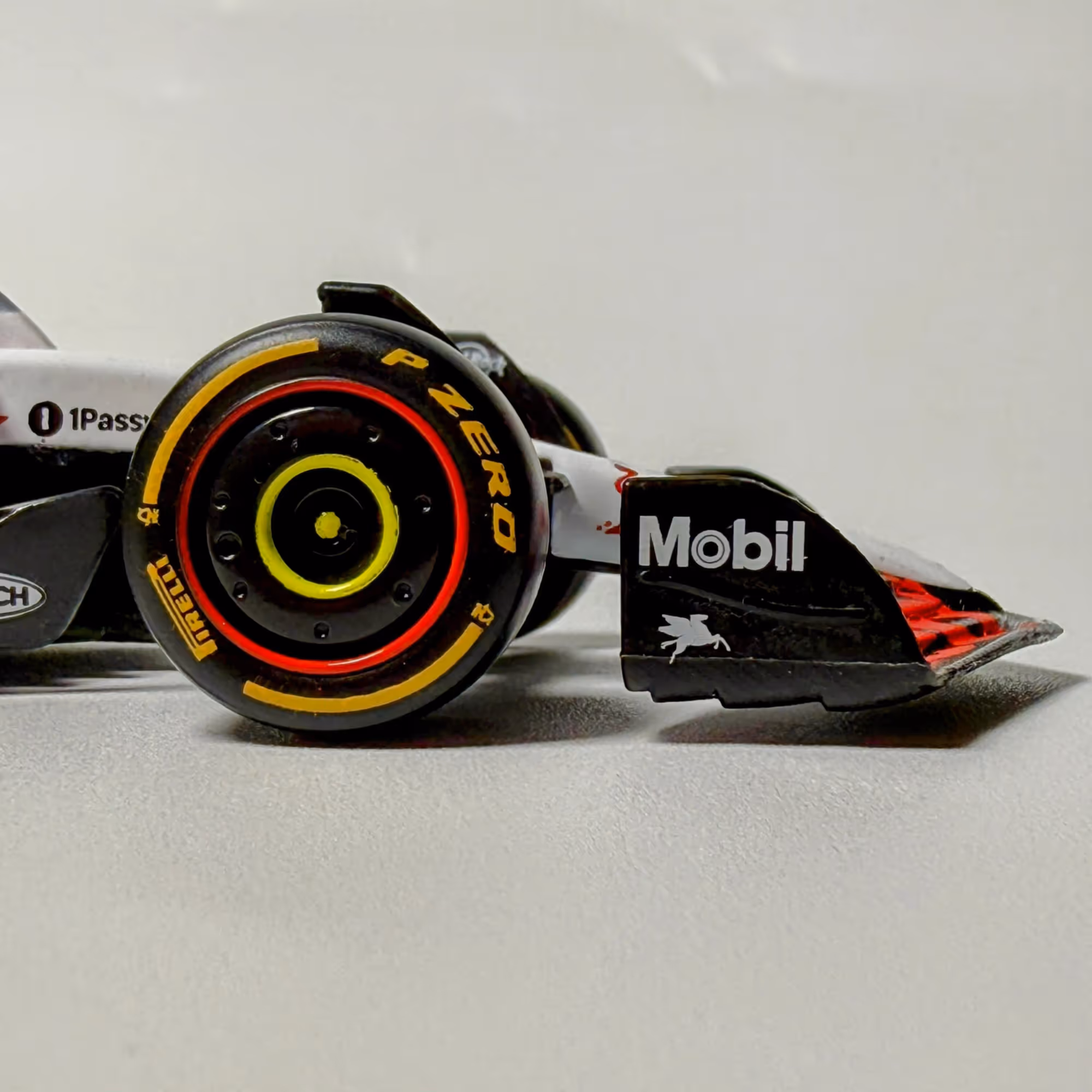 1lessidiot Max Verstappen #1 - RedBull Racing RB21 Japan | 1:43 Scale model - photo 7 of 8