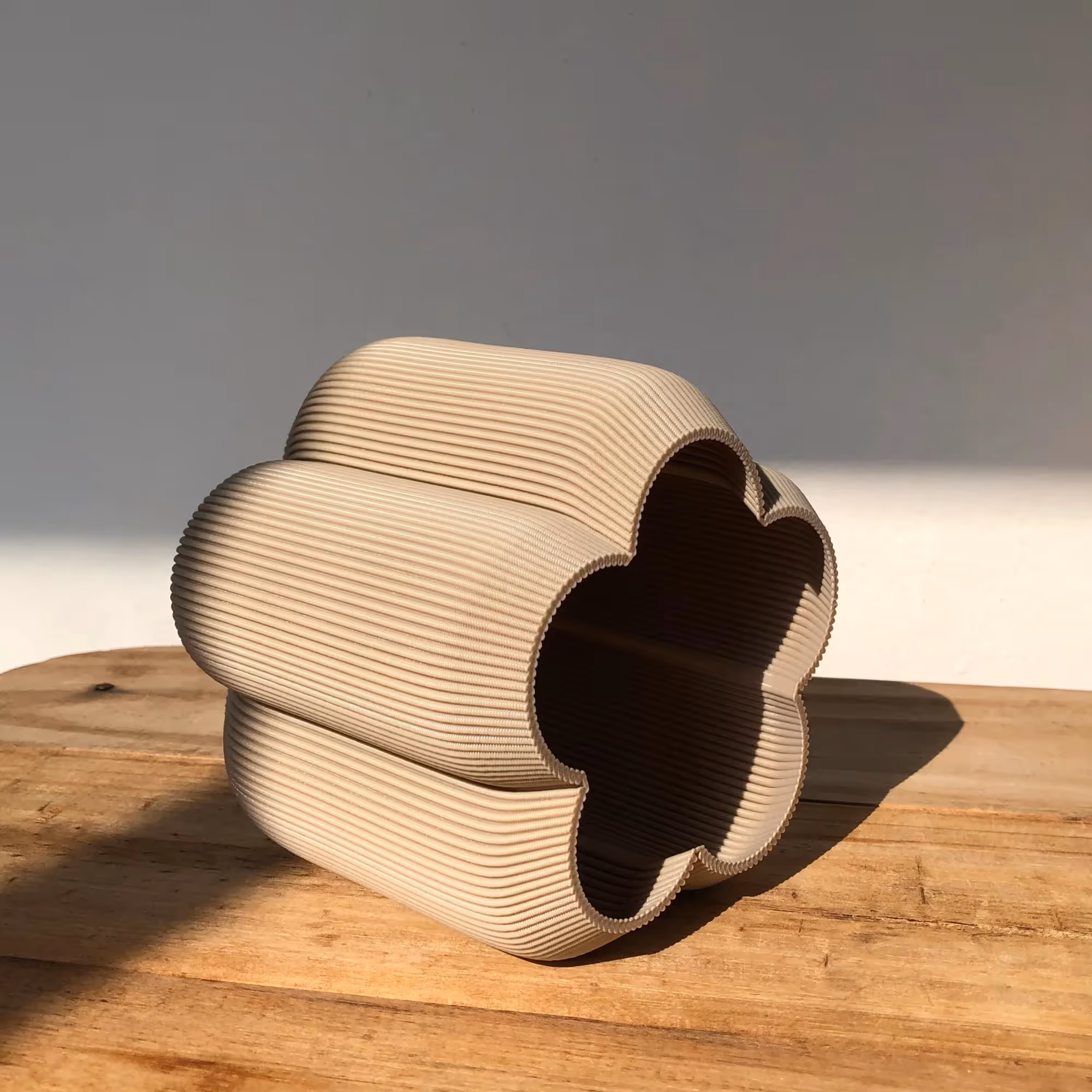 Unit 01 Labs Caribe Decor Pot - photo 3 of 4