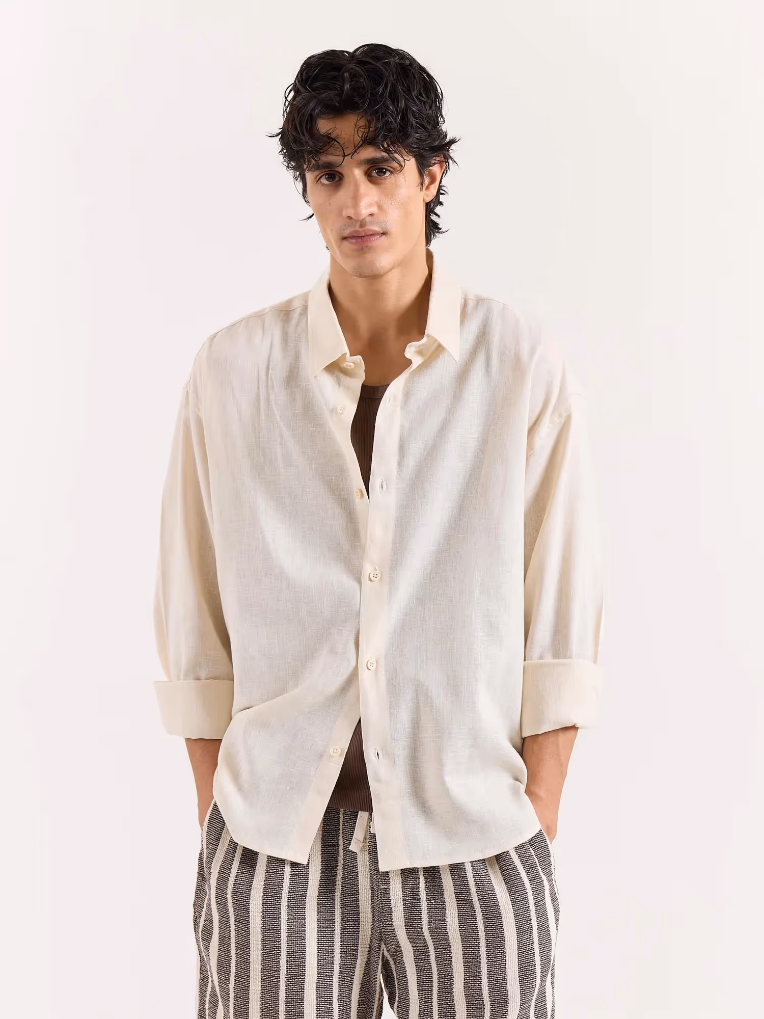 Almond White Linen Cropped Shirt image 2