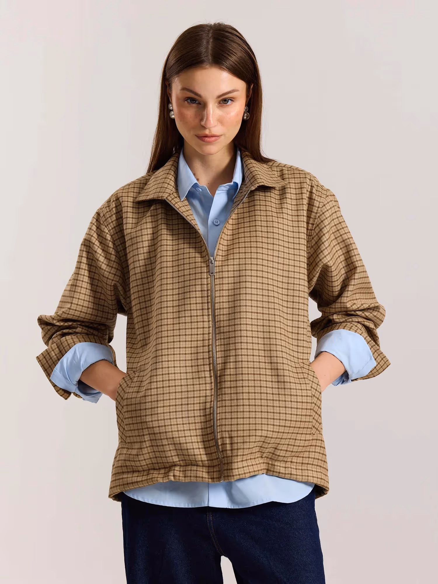 Beige Checkered Tweed Zipper Shacket  image 4