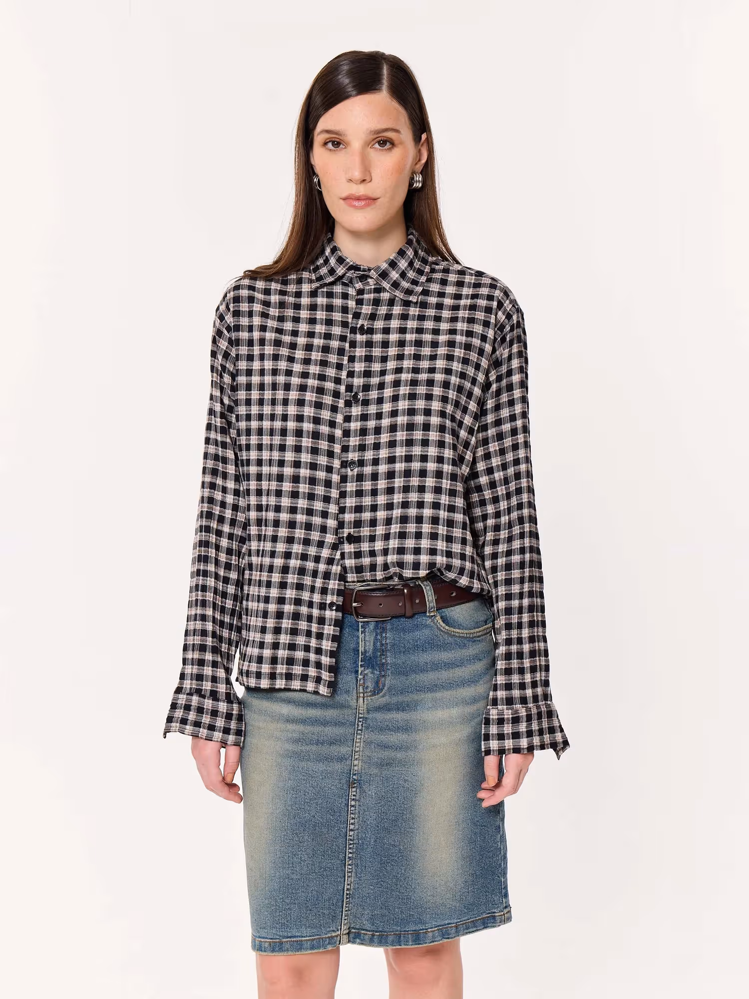 Black & Beige Checkered Oversized Cropped Shirt  image 4