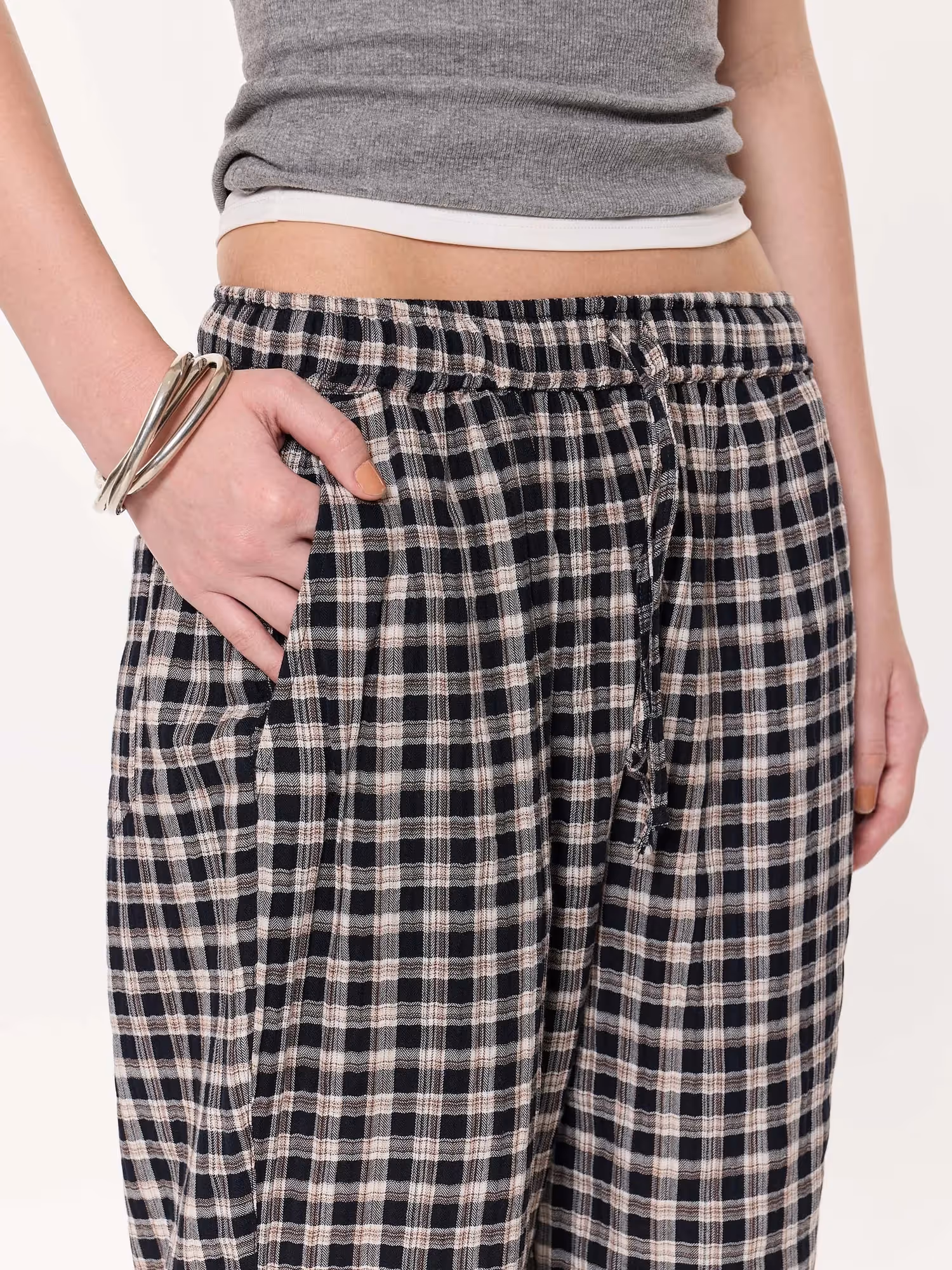 Black Checkered Seersucker Pull-on Pants image 8