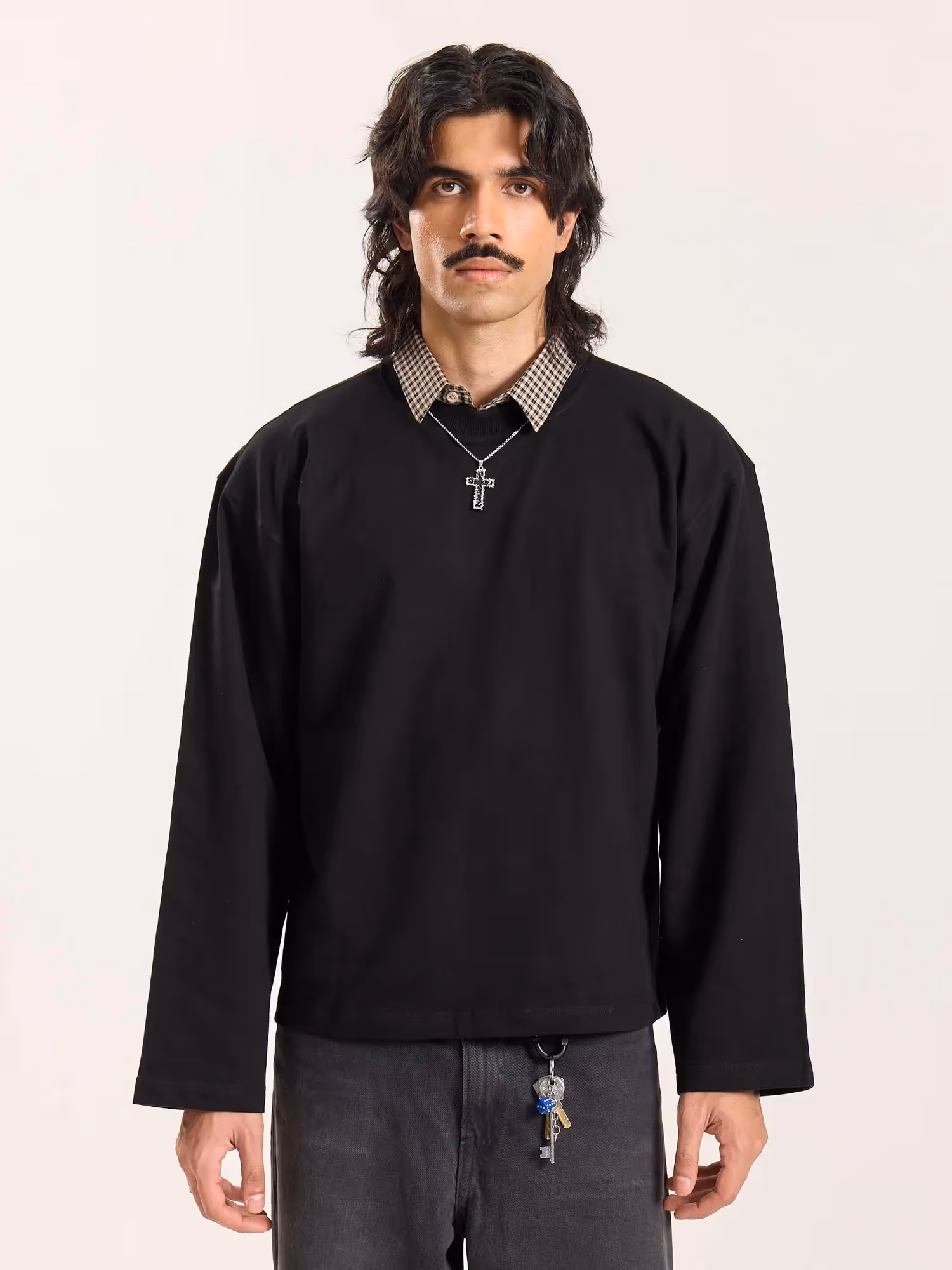 Black Loose Fit Cropped T-Shirt image 3