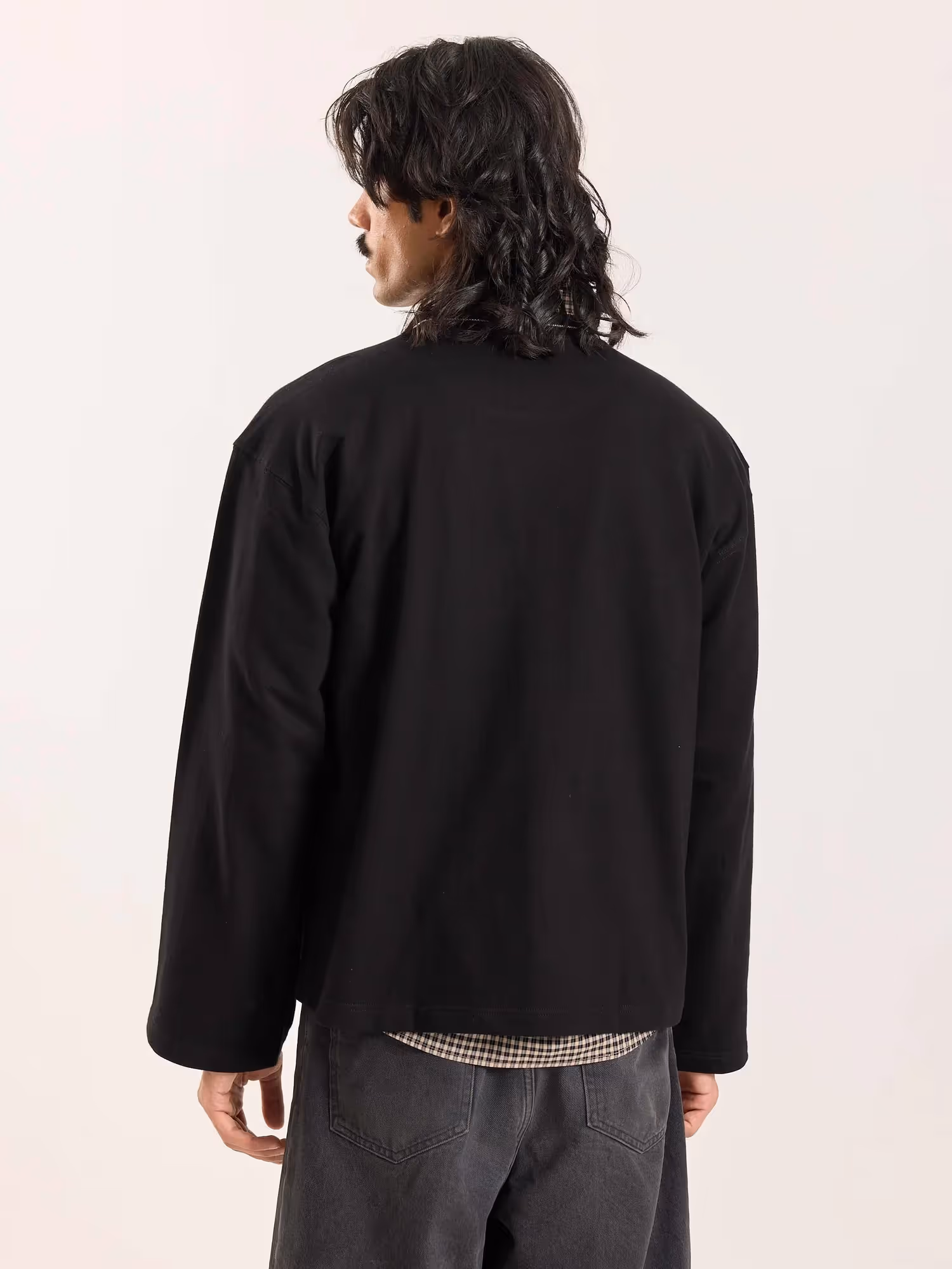 Black Loose Fit Cropped T-Shirt image 8