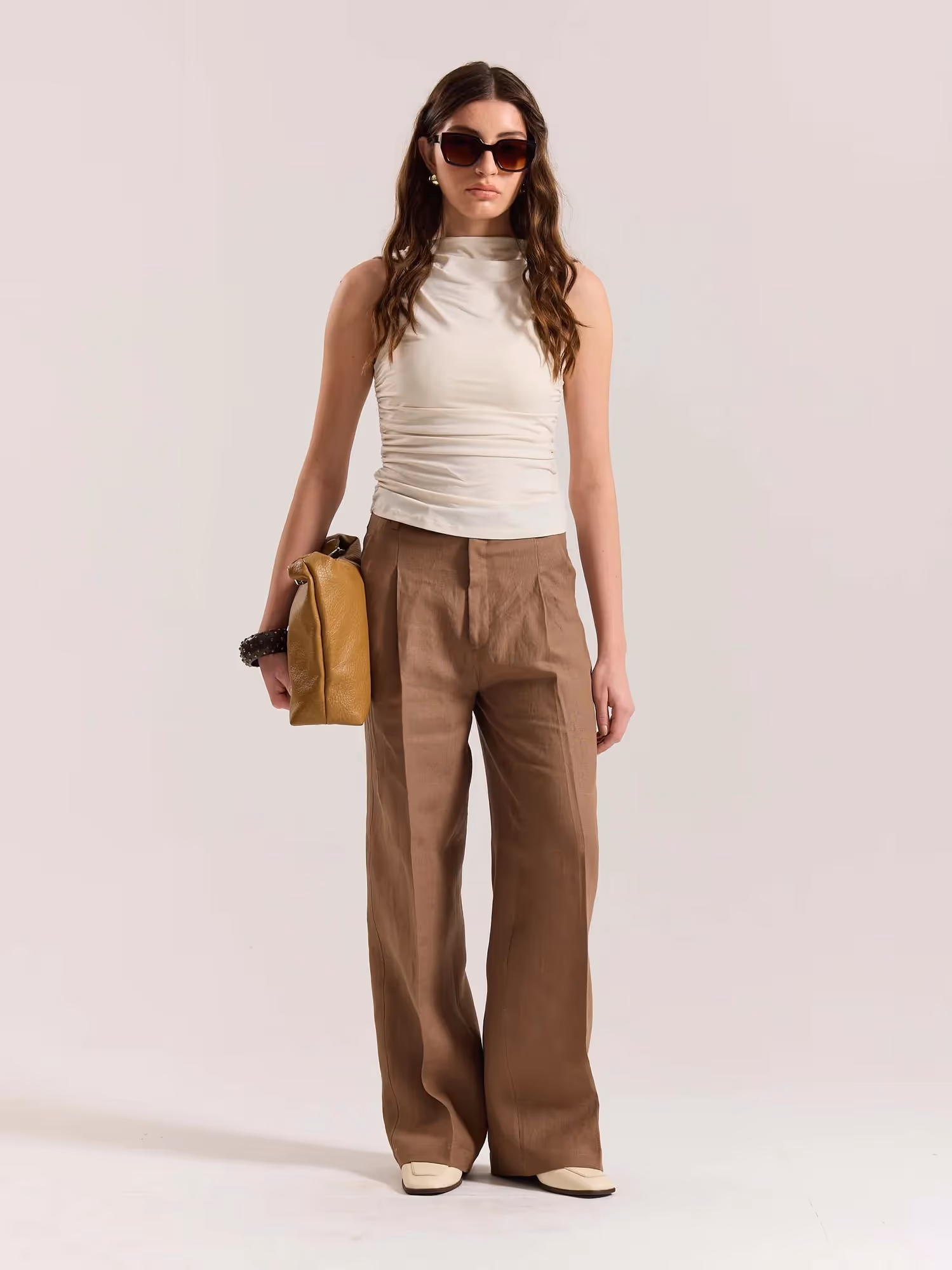 Brown Linen Baggy Fit Trousers image 2
