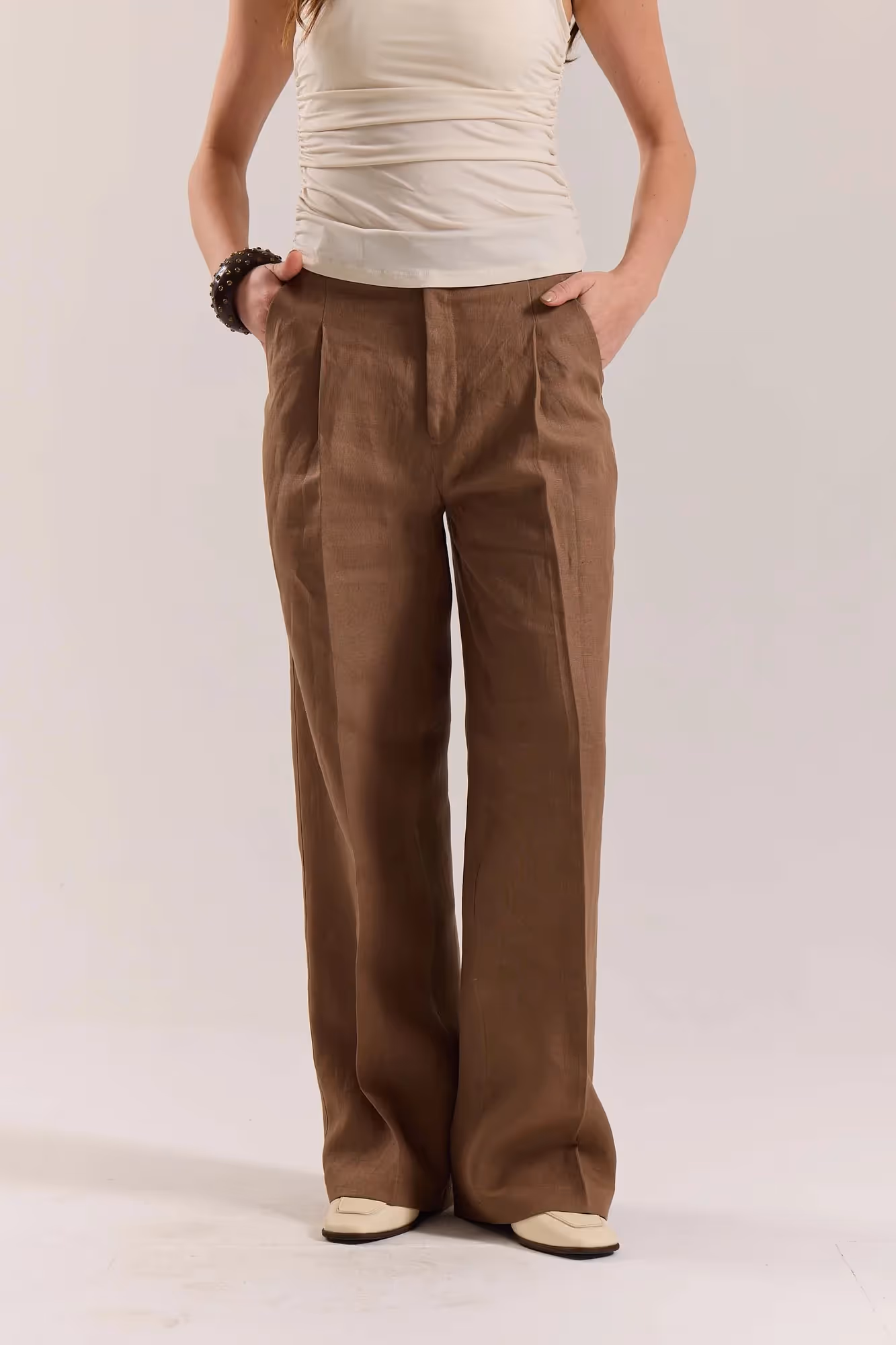 Brown Linen Baggy Fit Trousers image 4