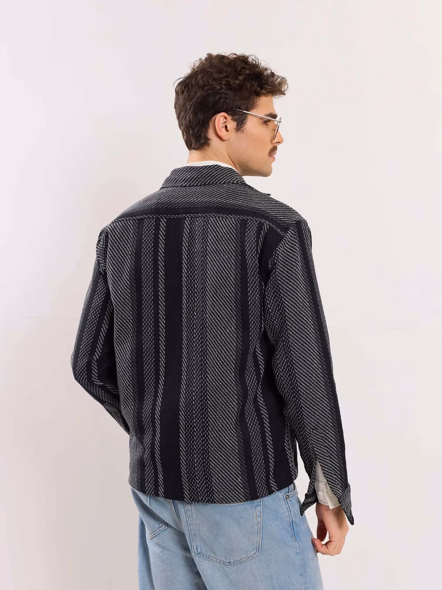Cropped Fit Textured Zipper Jacket image 6