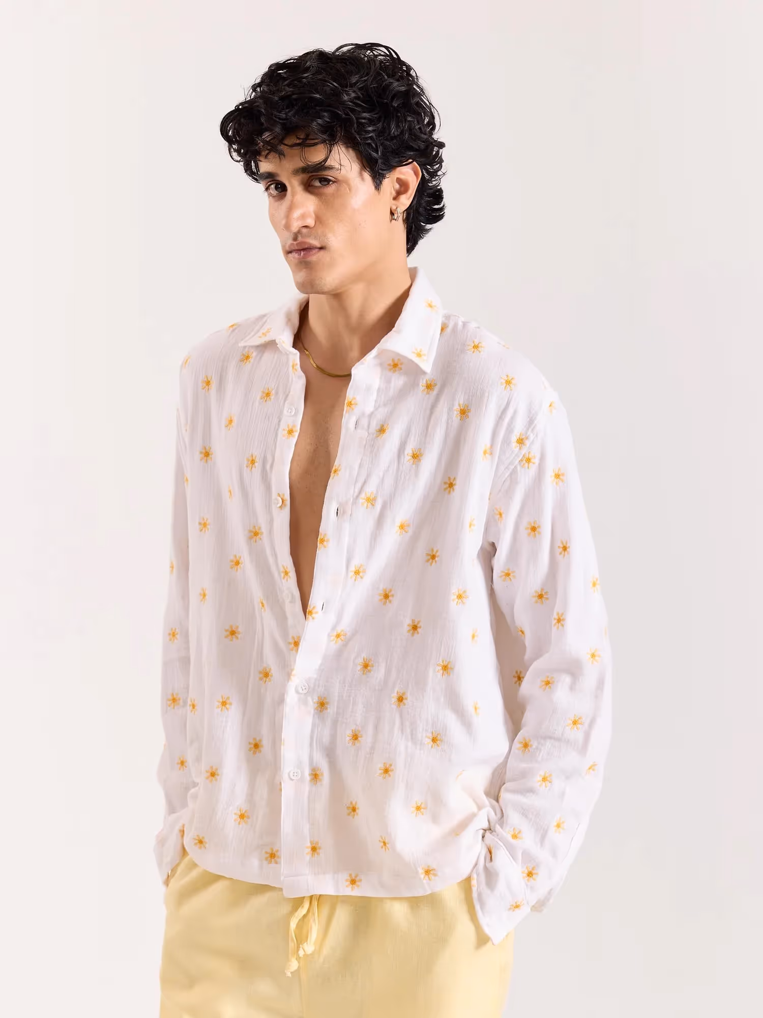 Daisy Dew Embroidered Gauze Holiday Shirt image 4