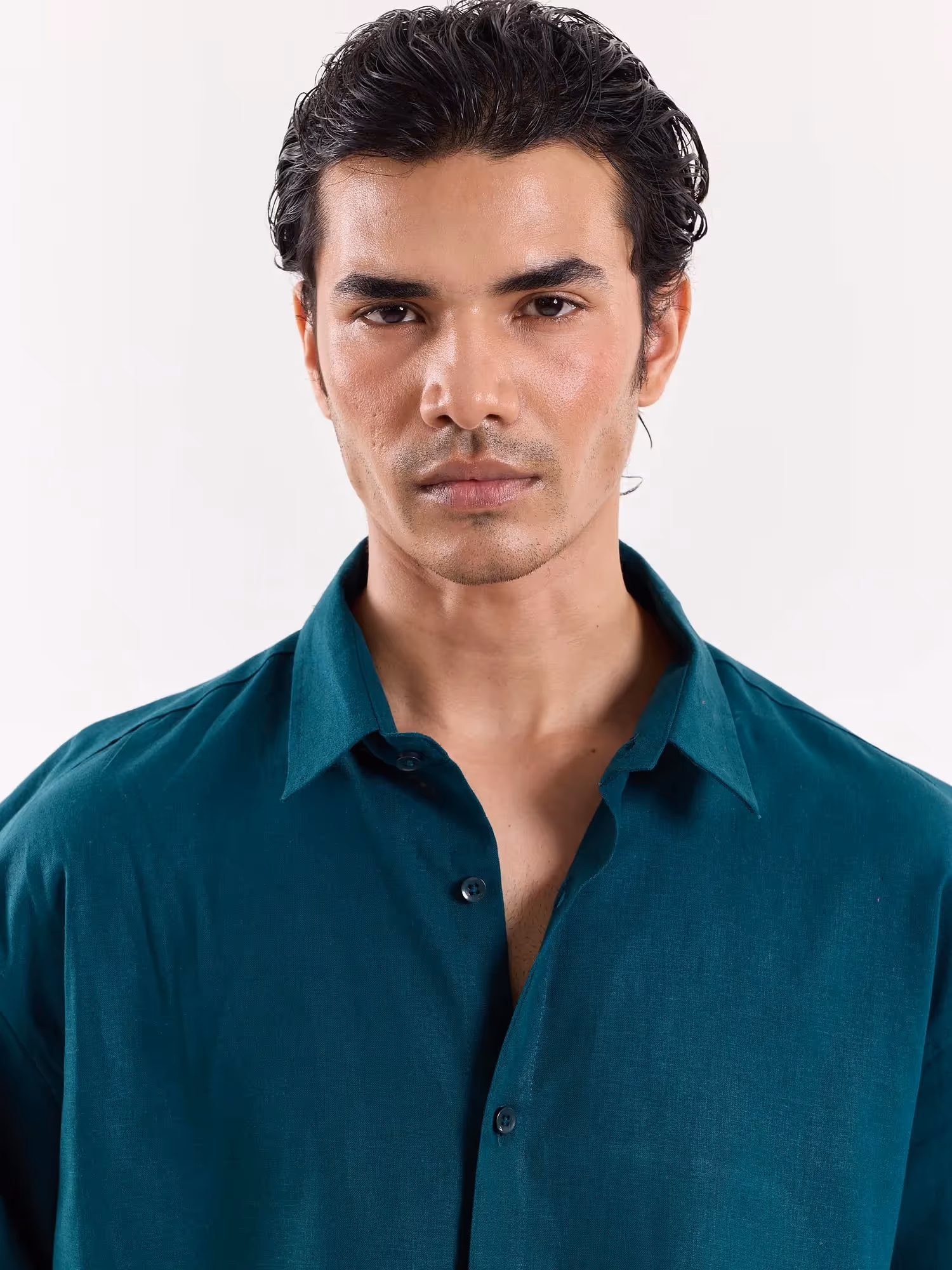 Emerald Green Linen Cropped Shirt image 4