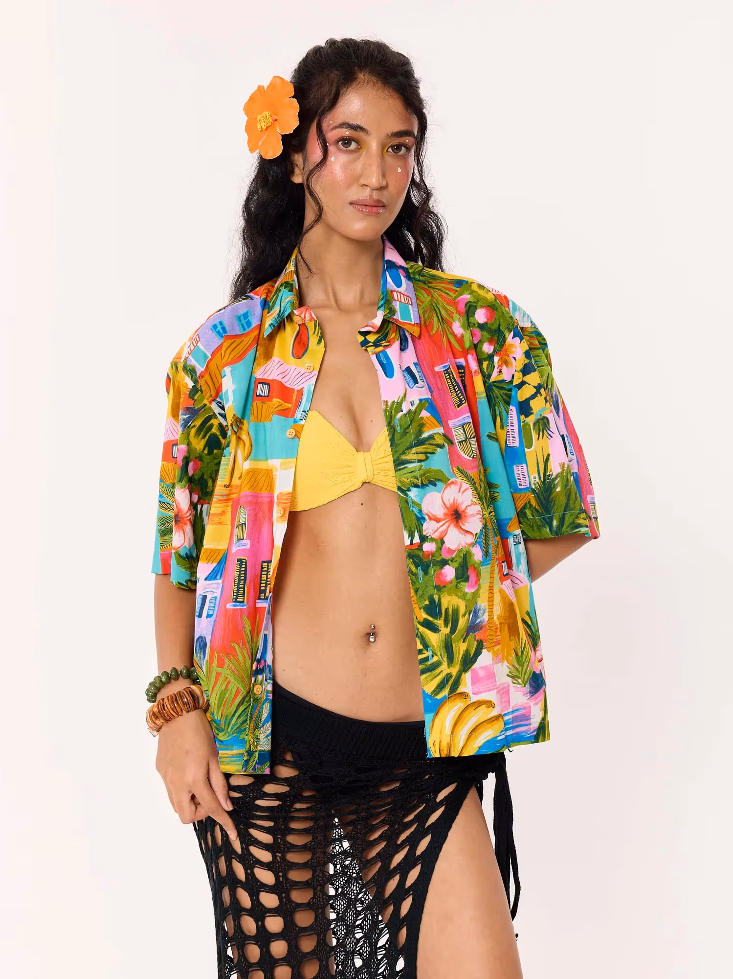 Goa Calling Printed Cropped Shirt image 4