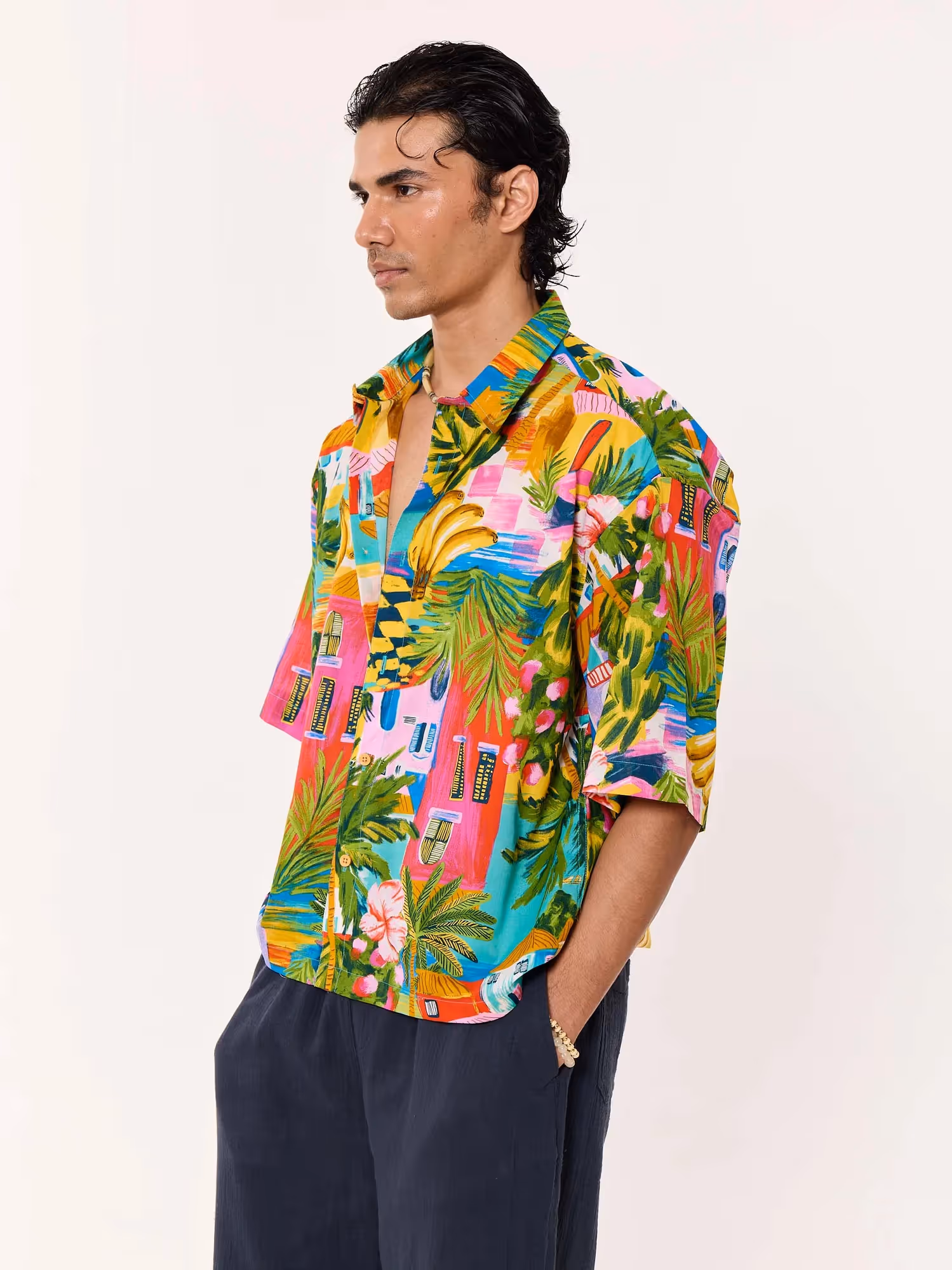 Goa Calling Printed Cropped Shirt image 5