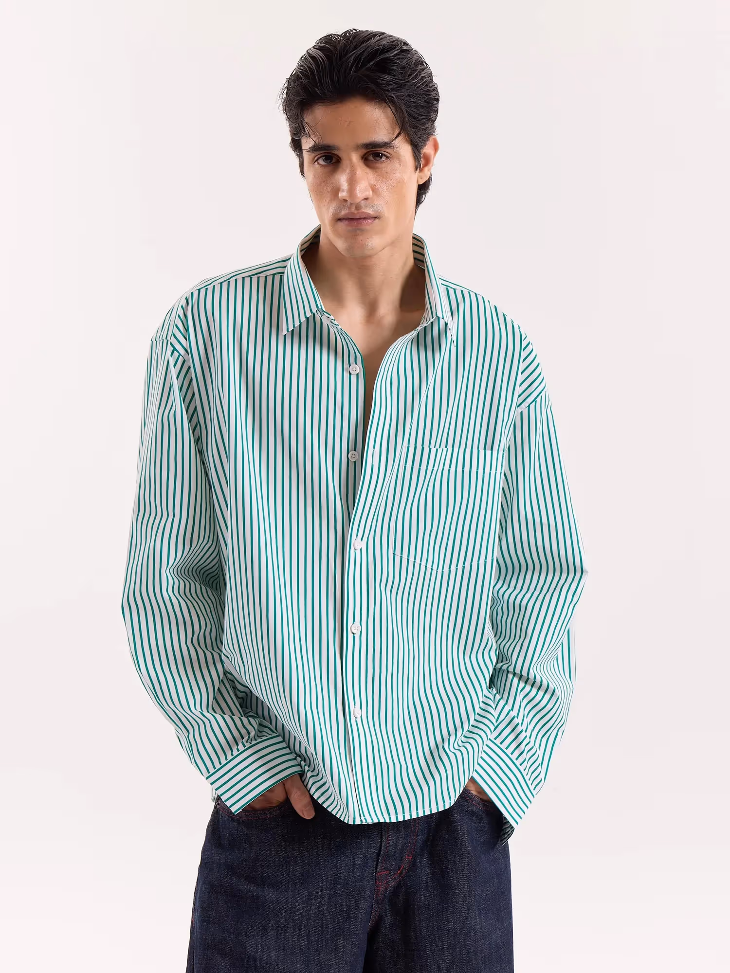 Green and White Striped Poplin Cropped Shirt image 3