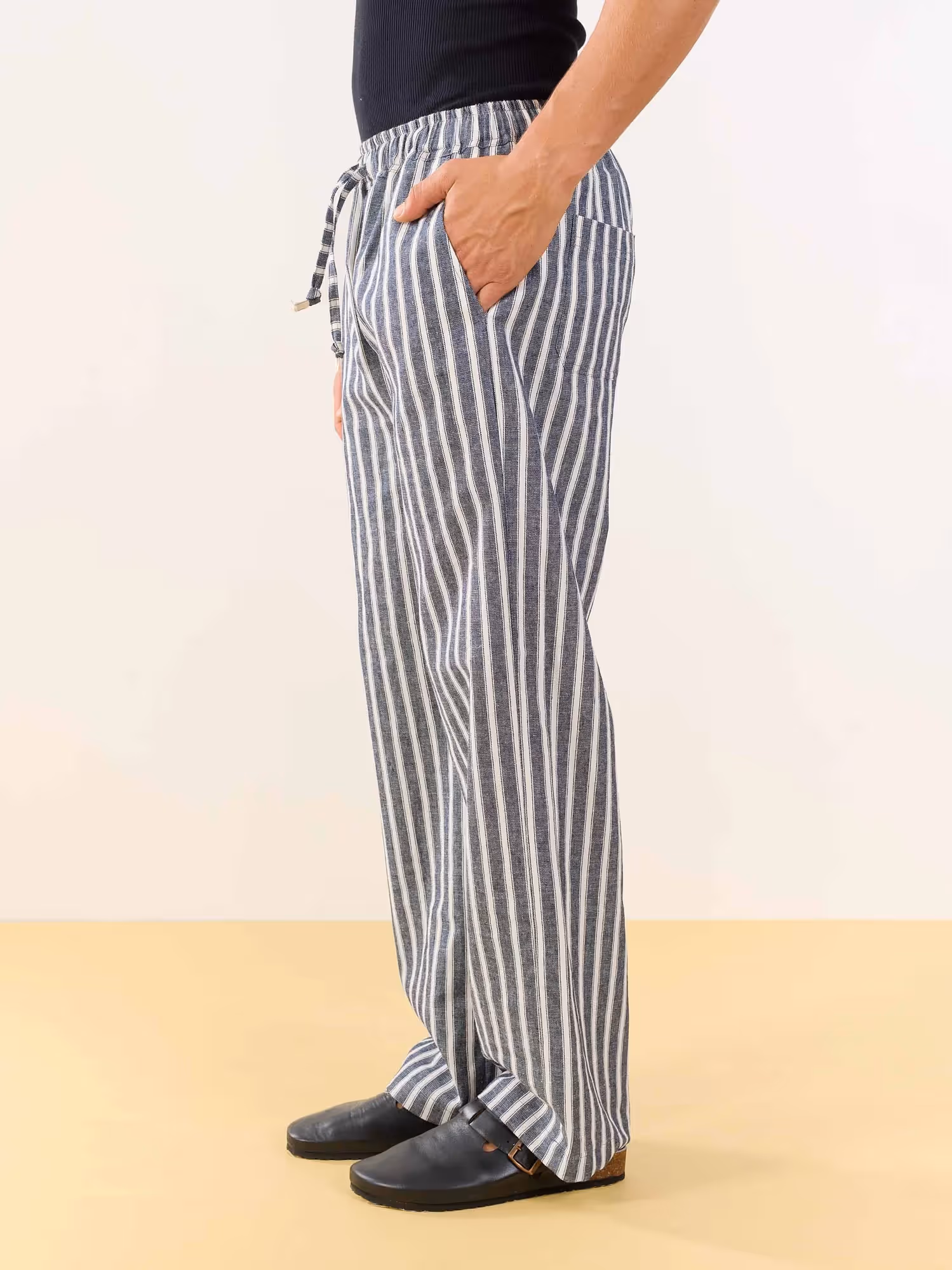 Grey Striped Linen Pull-on Pants image 5
