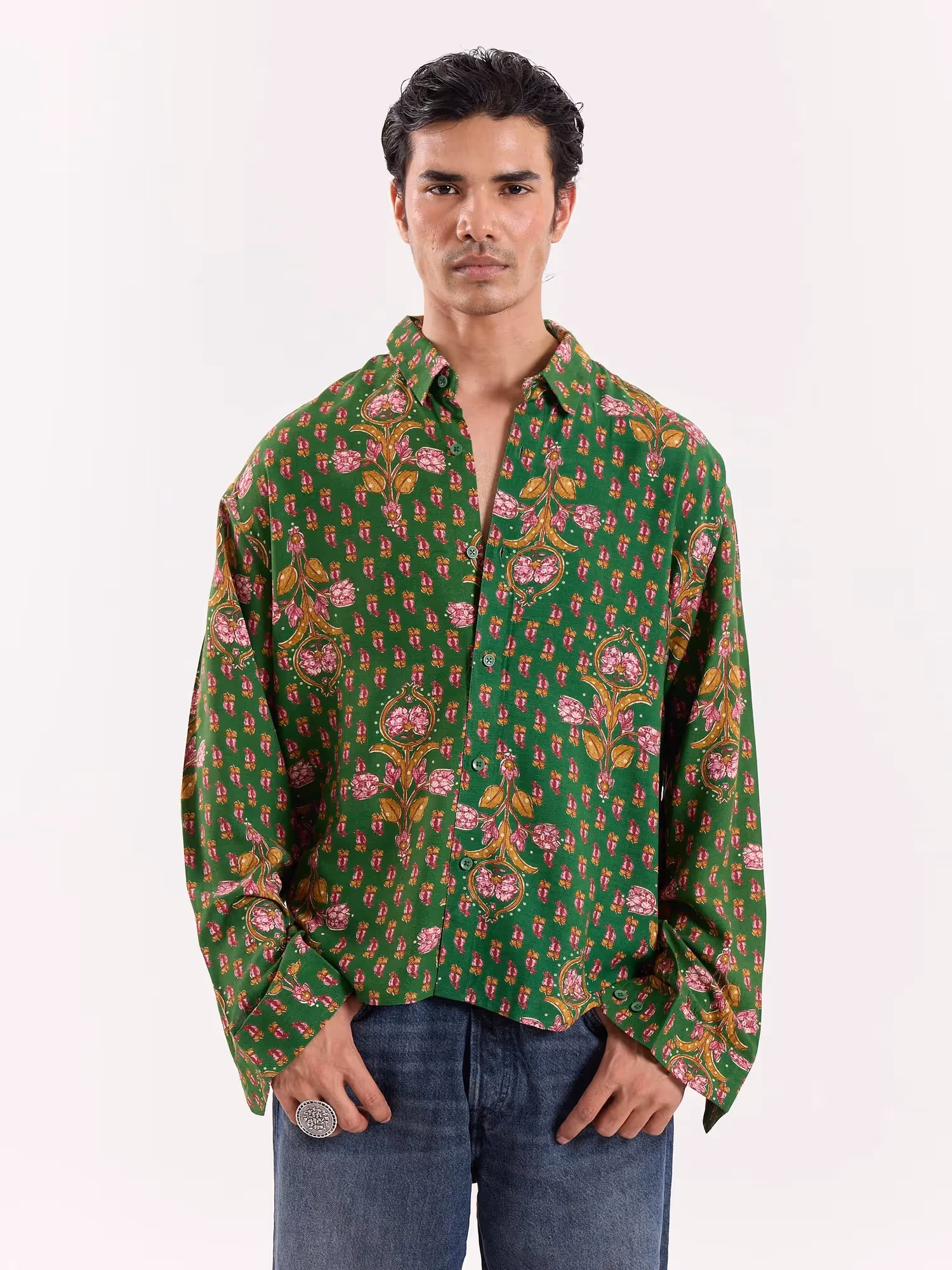 Gulbagh Cropped Shirt  image 3