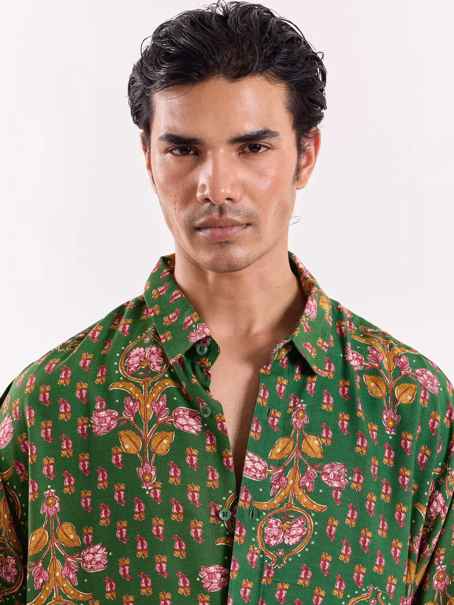 Gulbagh Cropped Shirt  image 7