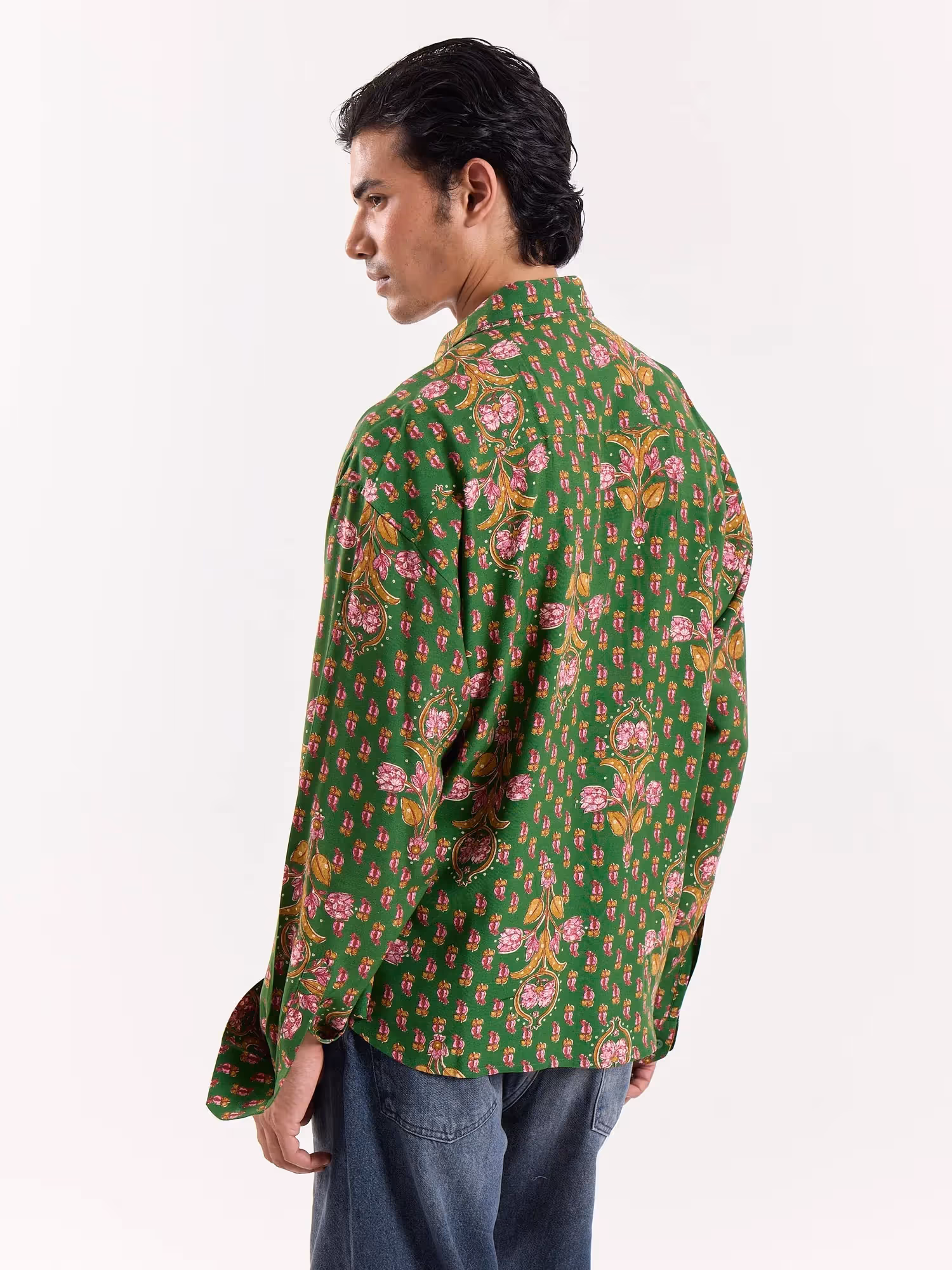 Gulbagh Cropped Shirt  image 8