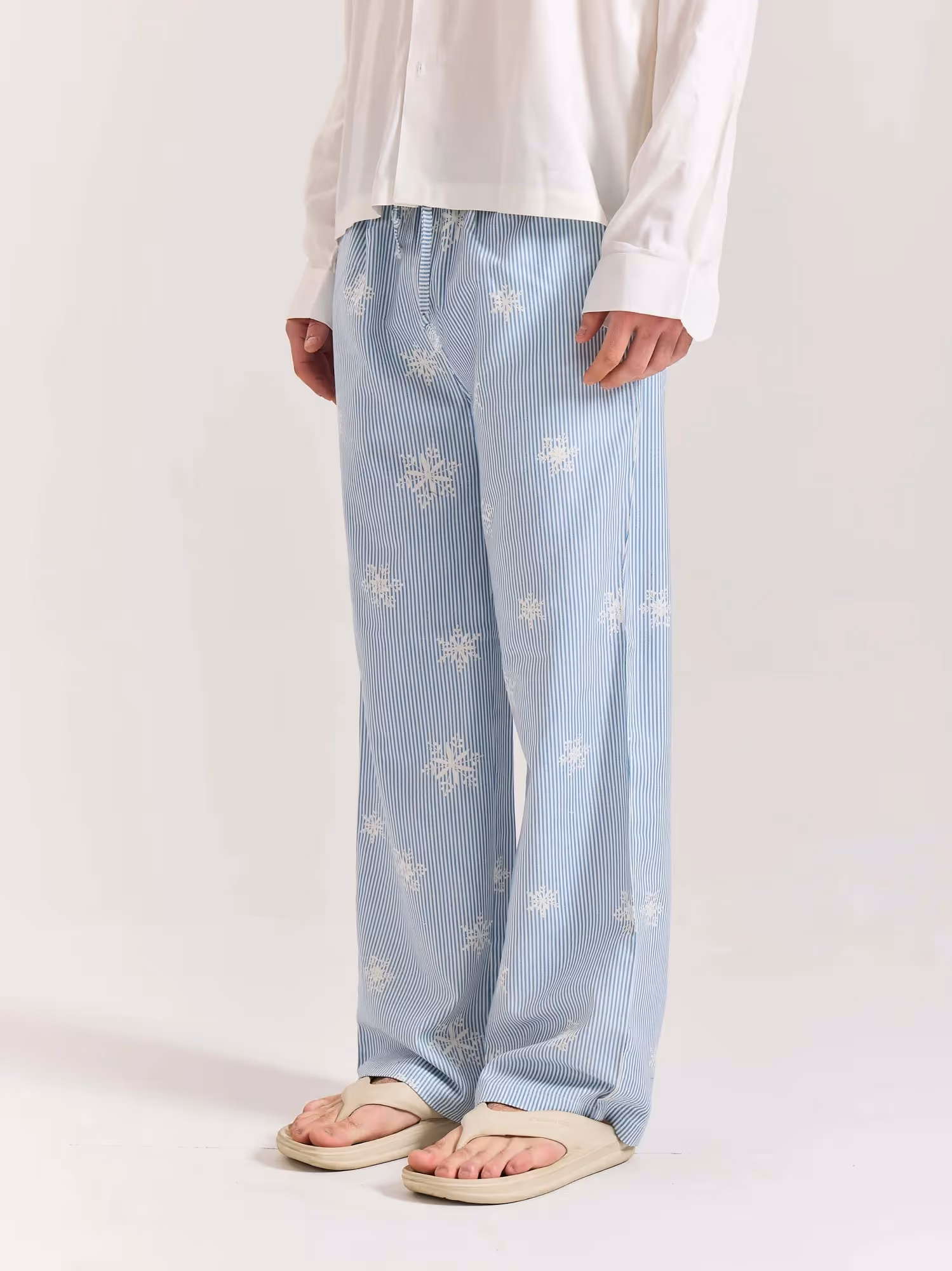 Light Blue Striped Snowflake Pull-on Pants  image 5