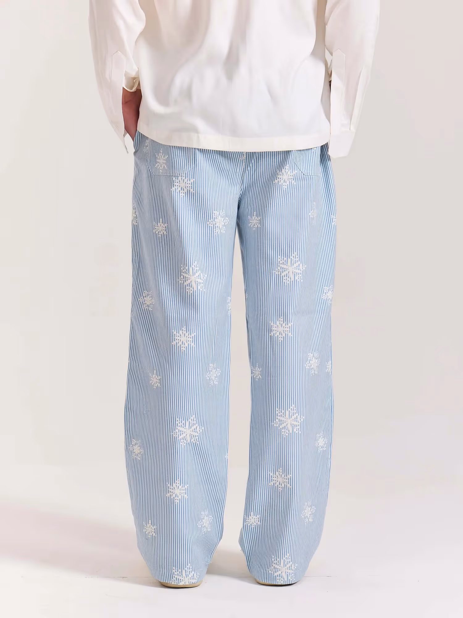 Light Blue Striped Snowflake Pull-on Pants  image 8