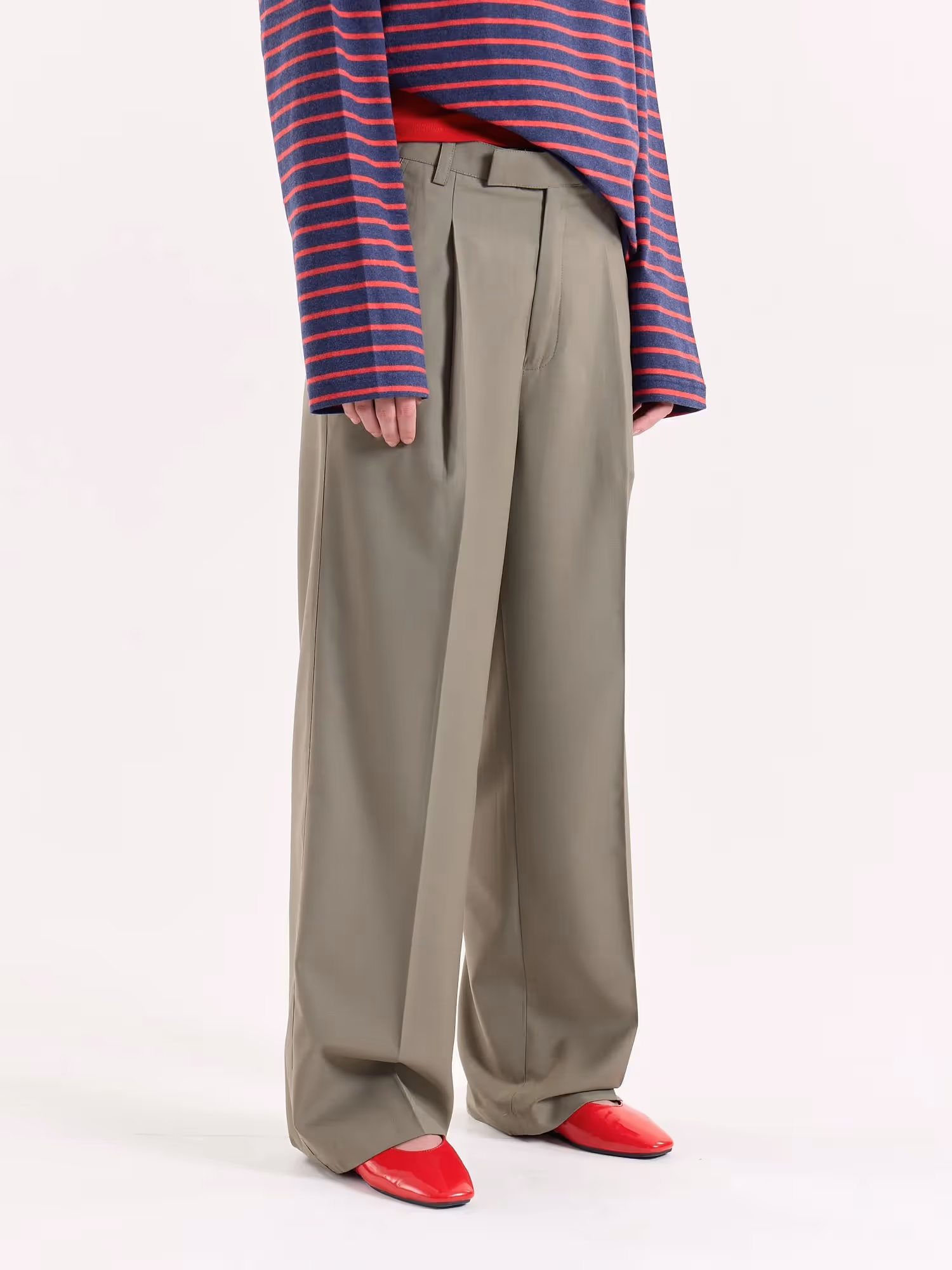 Light Sage Baggy Fit Trousers image 6