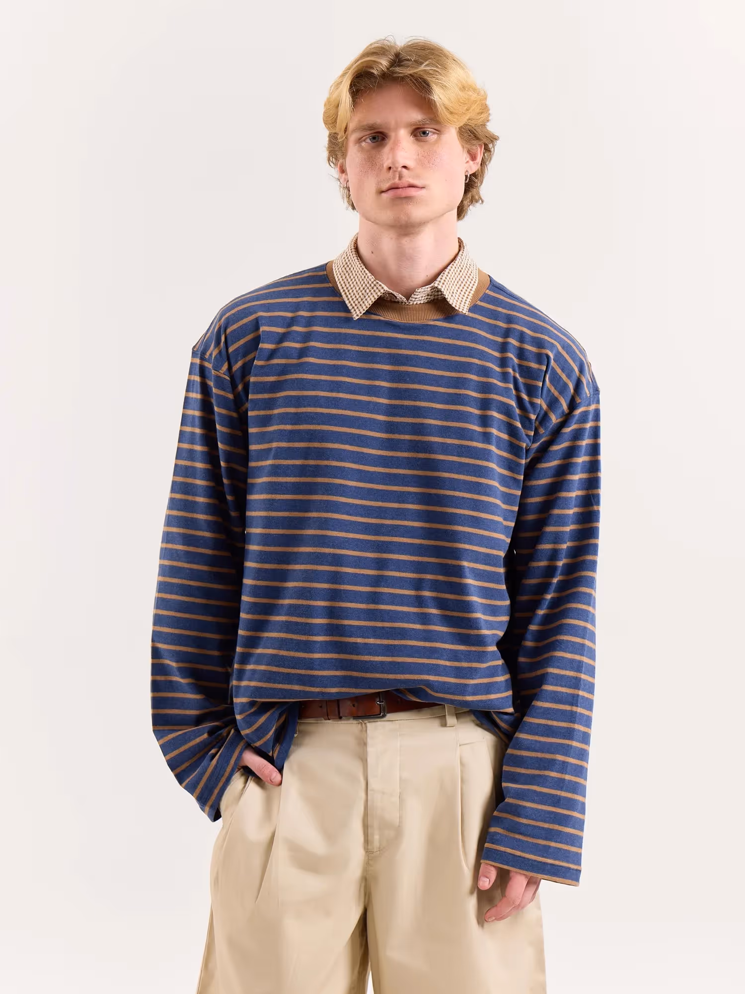 Navy & Beige Chambray Striped Cropped T-Shirt image 3