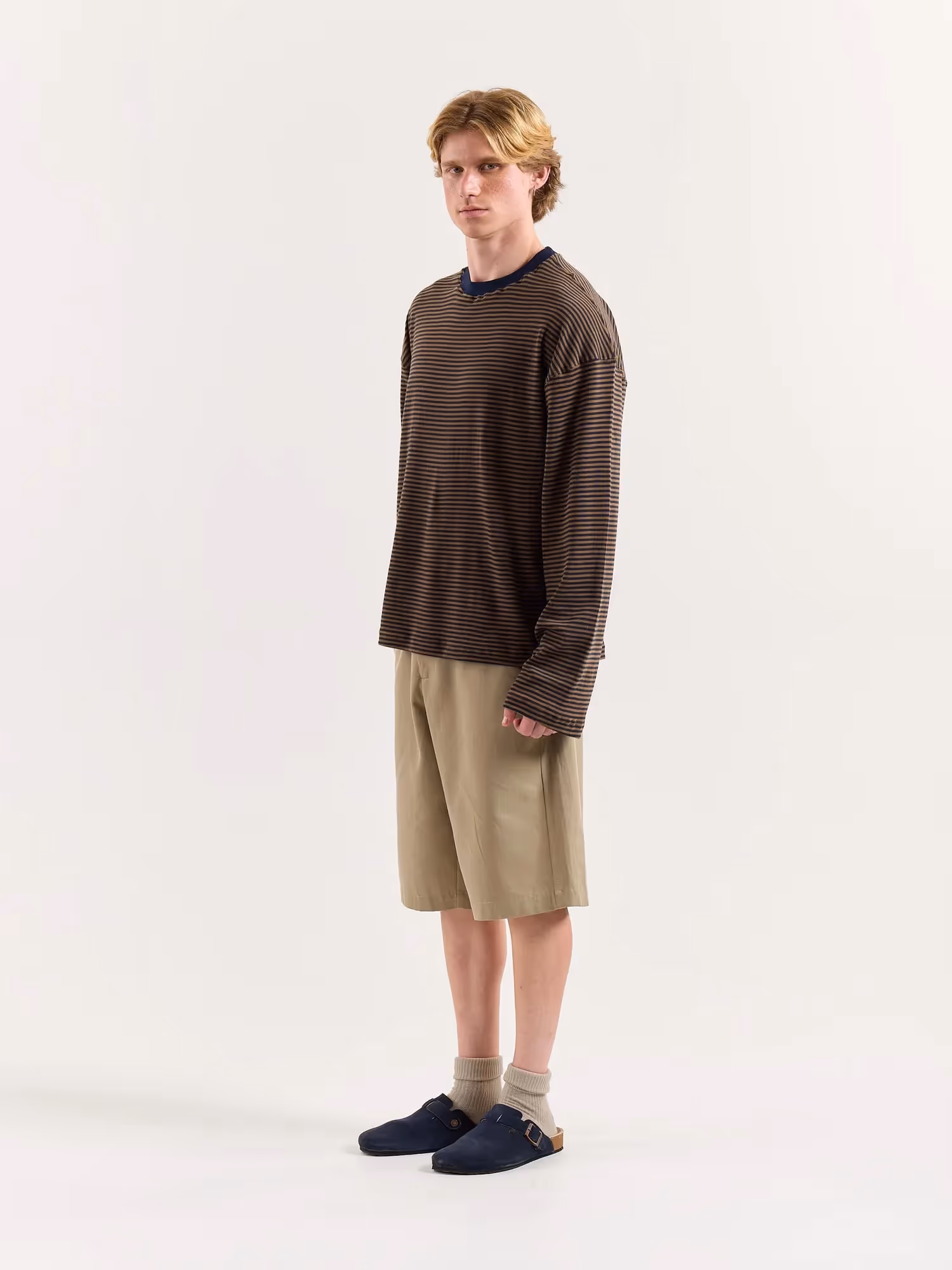 Navy and Dark Beige Knit Striped Loose Fit Cropped T-Shirt image 7