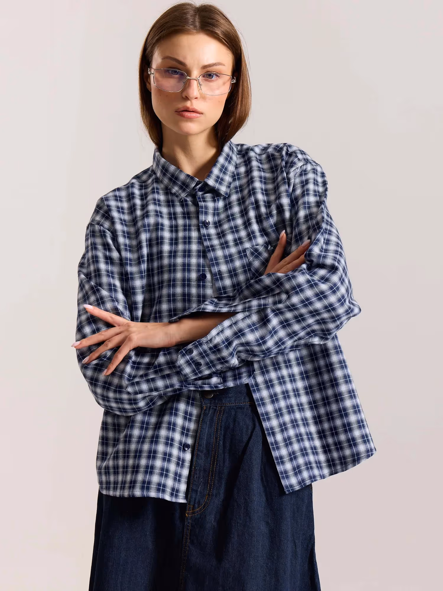 Navy Blue & White Checkered Oversized Cropped Shirt image 5
