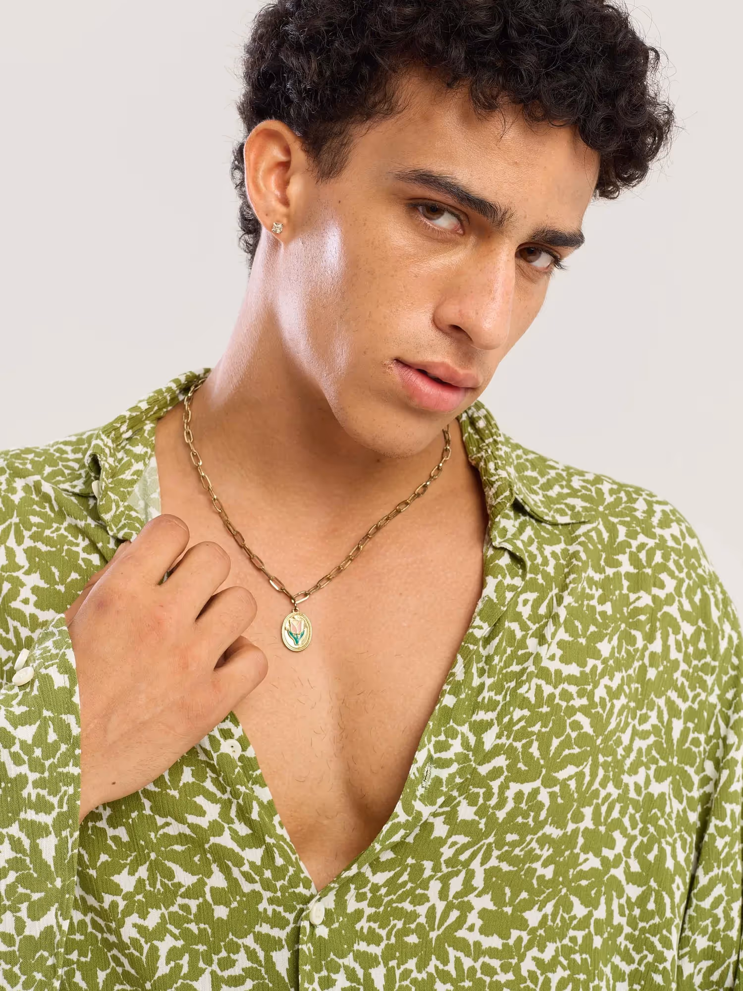 Olive Floral Wrinkled Shirt image 8