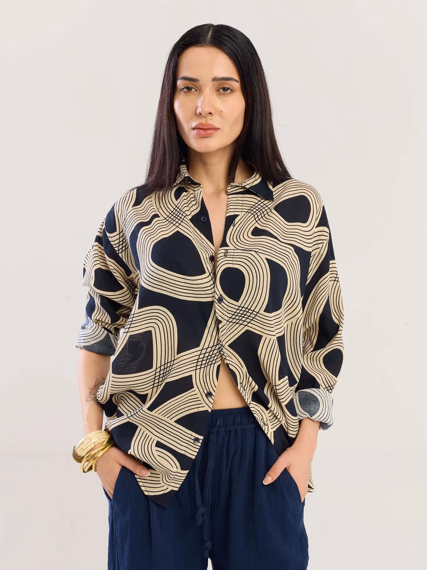Retro Ripples Wrinkled Shirt image 4