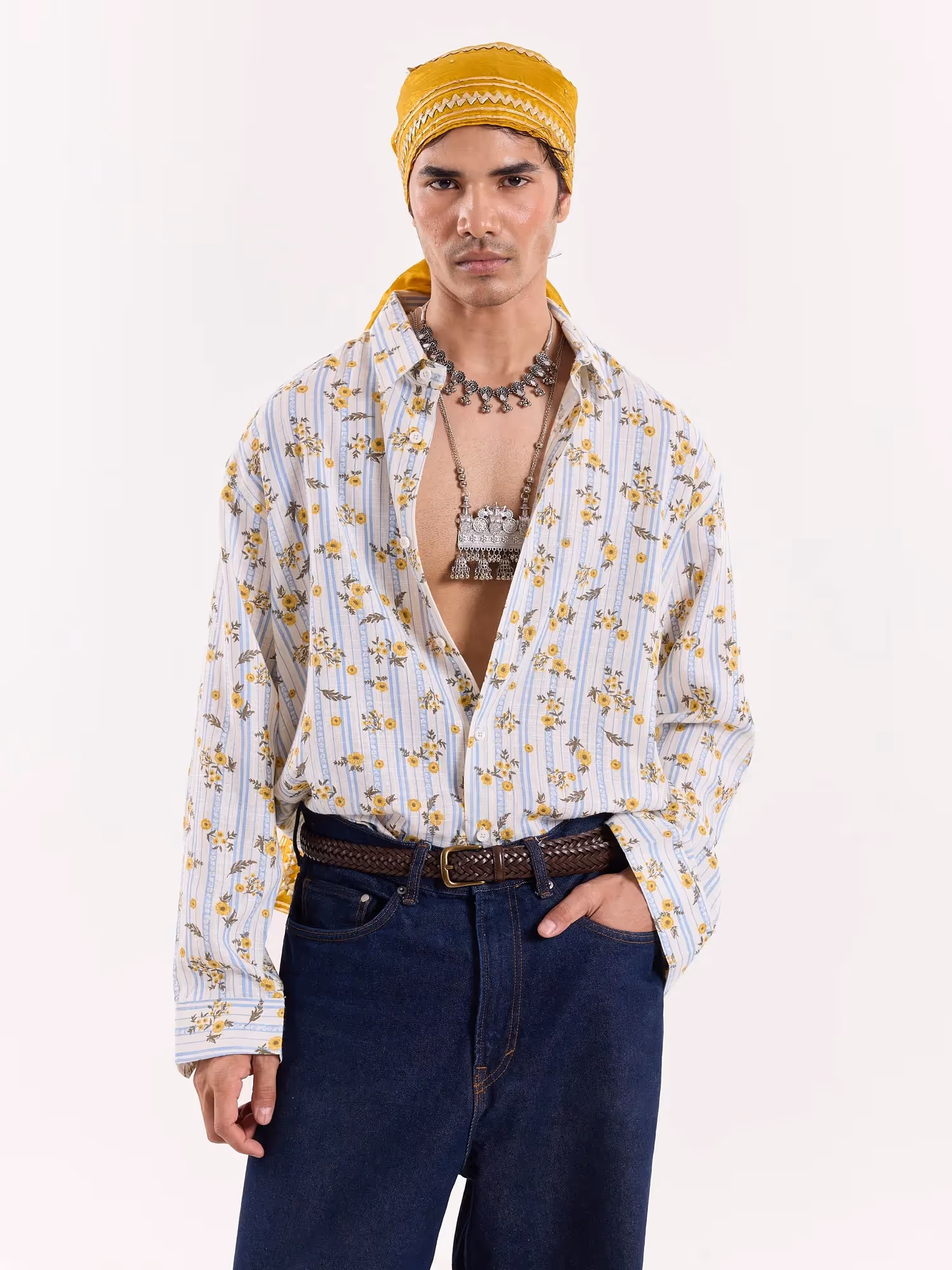 Sarson Ke Phool Cropped Shirt  image 3