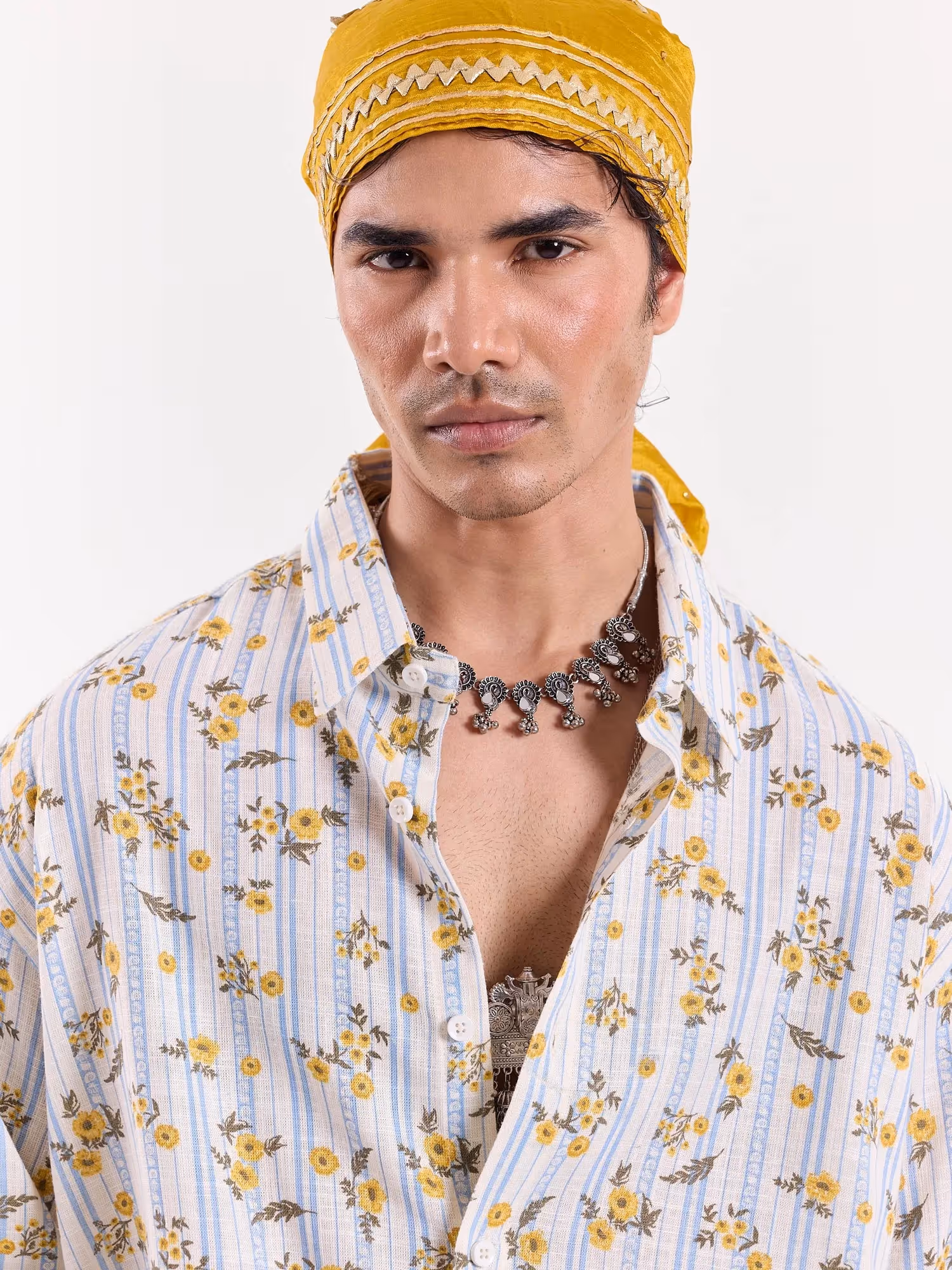 Sarson Ke Phool Cropped Shirt  image 6