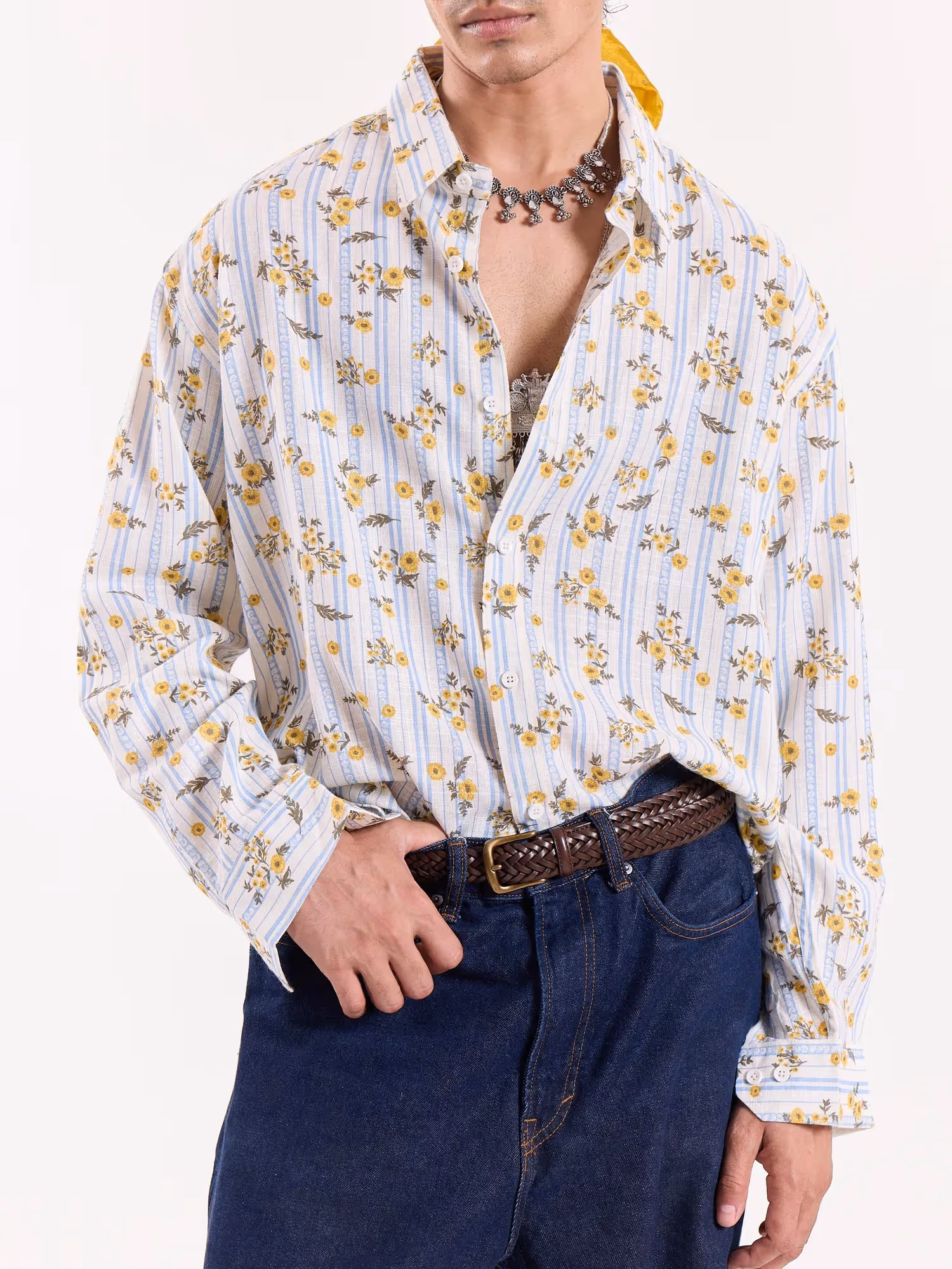 Sarson Ke Phool Cropped Shirt  image 7