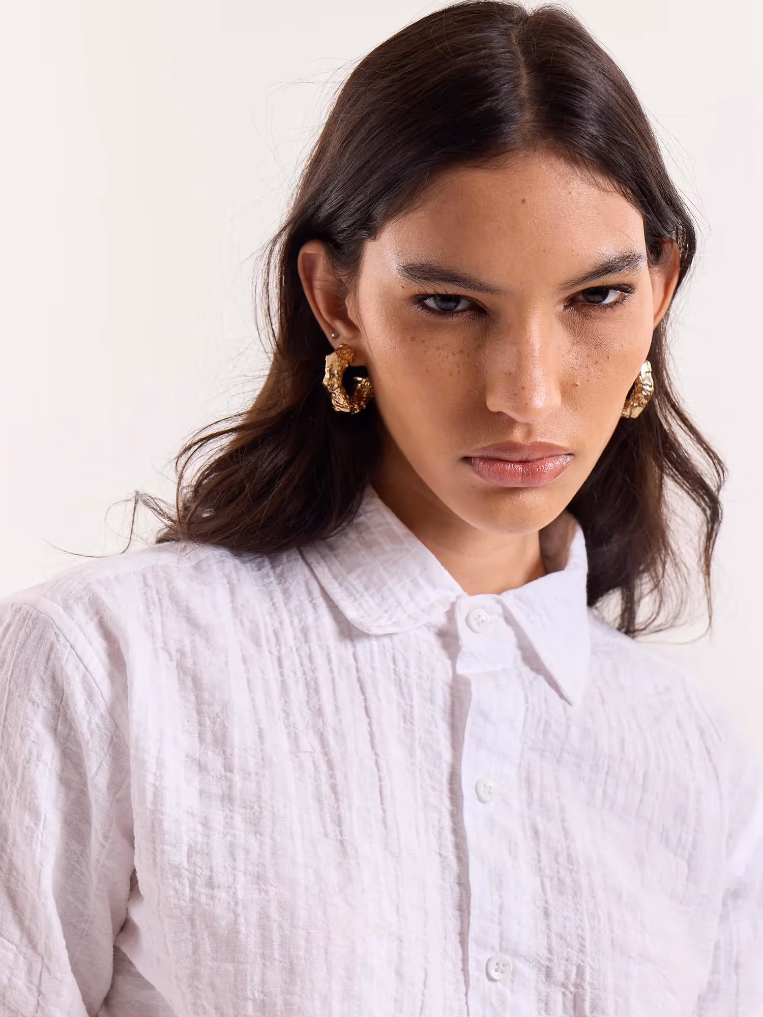 White Textured Cropped Shirt  image 7