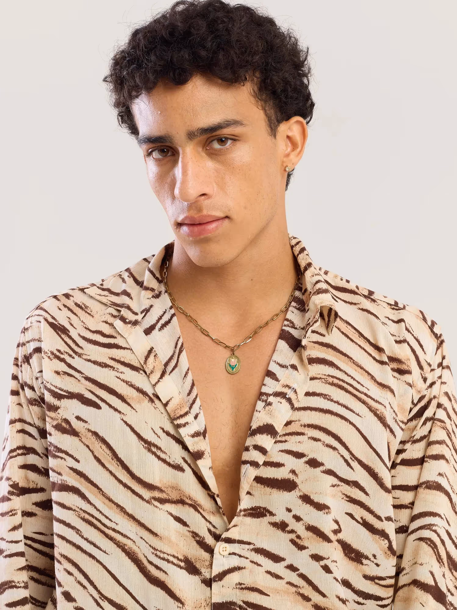 Zebra Patterned Wrinkled Shirt image 7