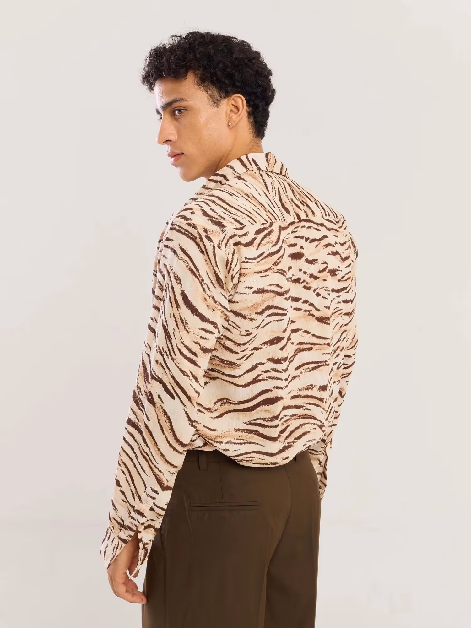 Zebra Patterned Wrinkled Shirt image 8