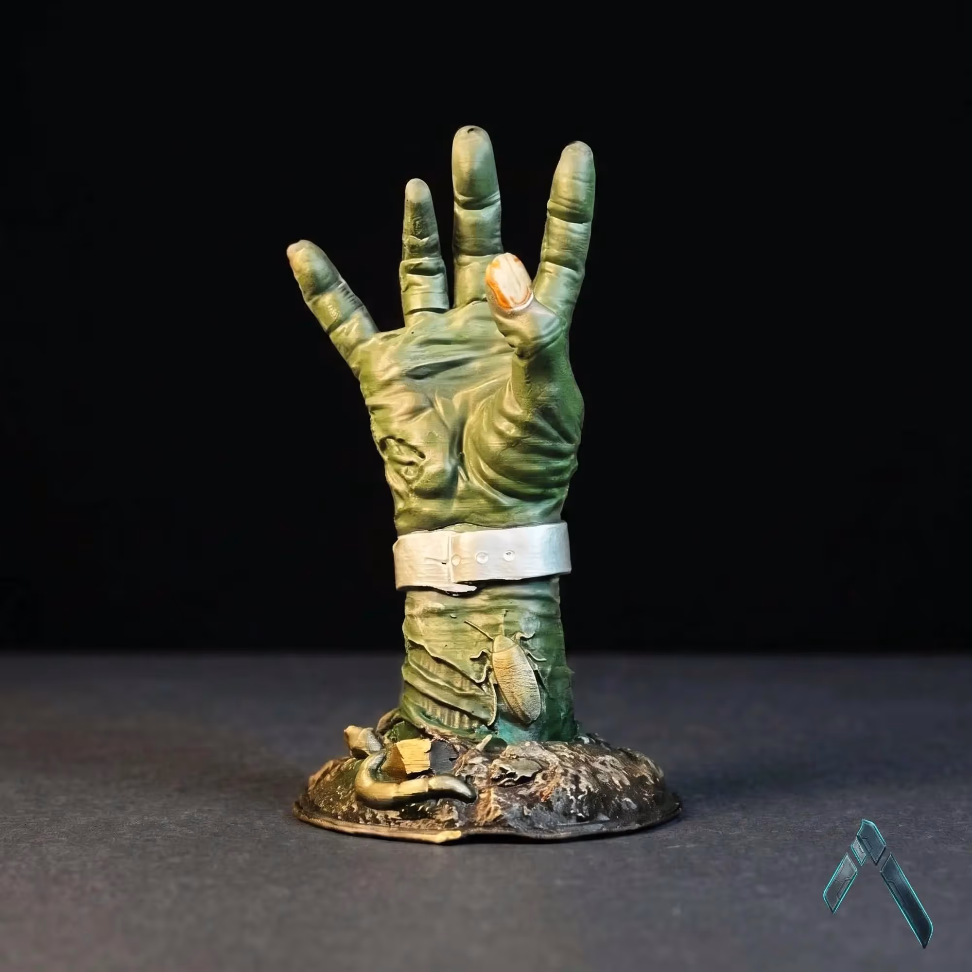 Zombie Hand Controller Holder image 3