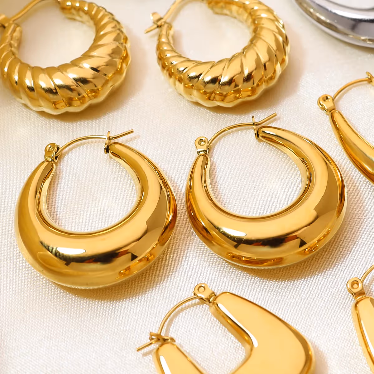 Celine Hoops image 3