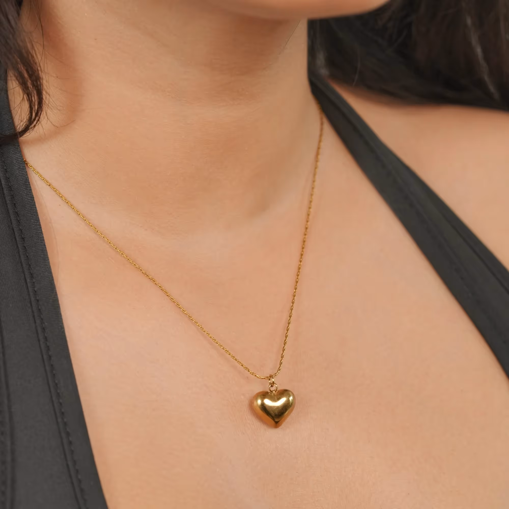 Chunky Heart Necklace image 3