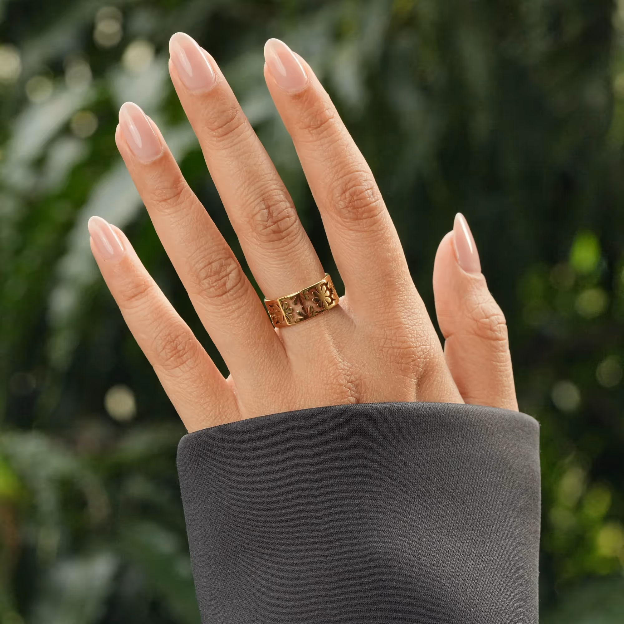 Floral Band Ring image 2