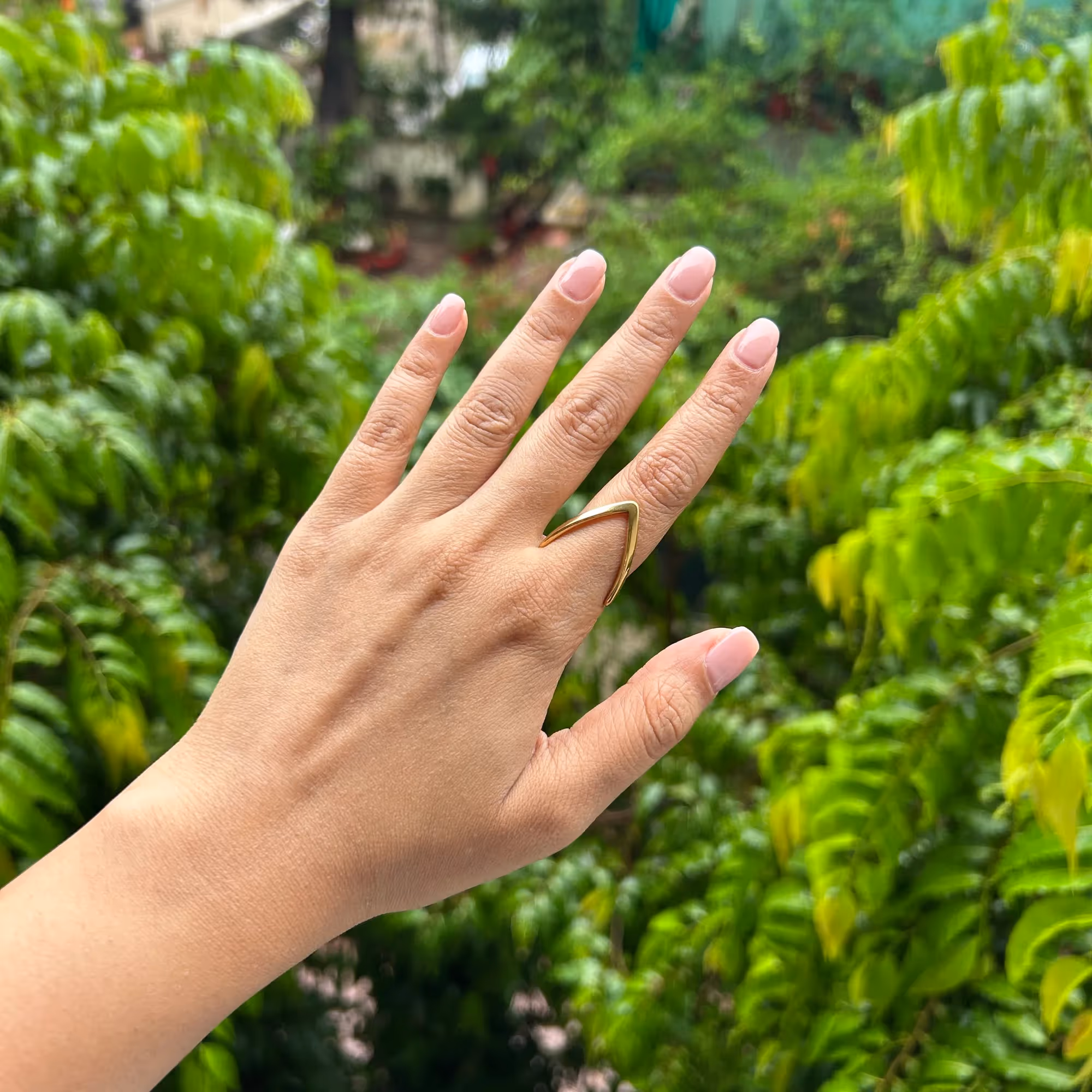 Linea V Ring  image 3