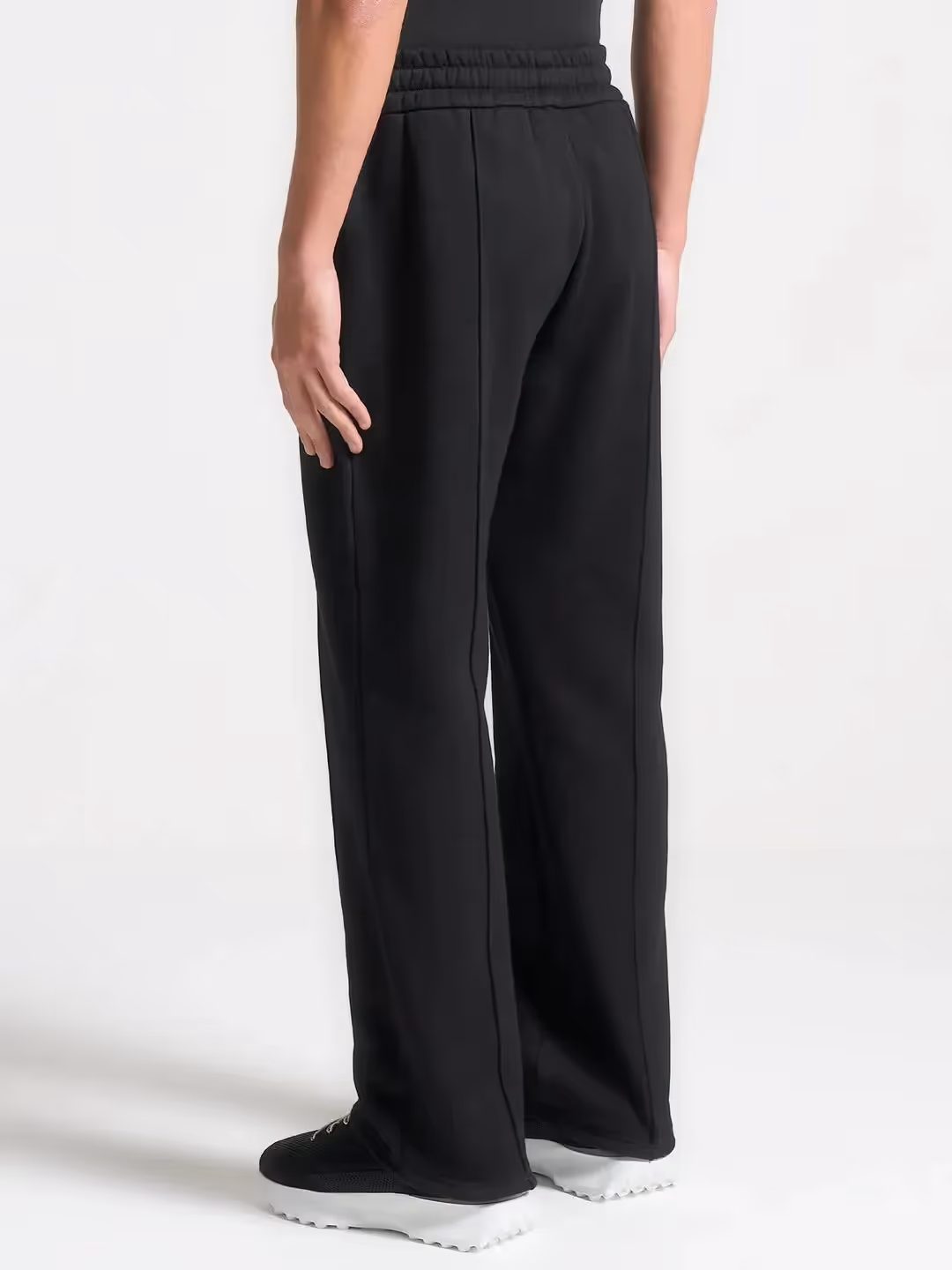 Cassonava Tracksuit image 10