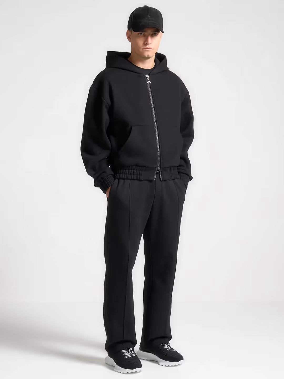 Cassonava Tracksuit image 12