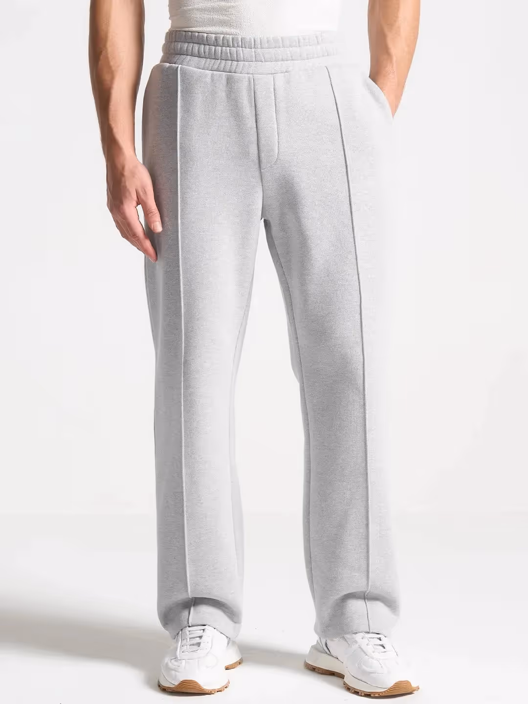 Cassonava Tracksuit image 4