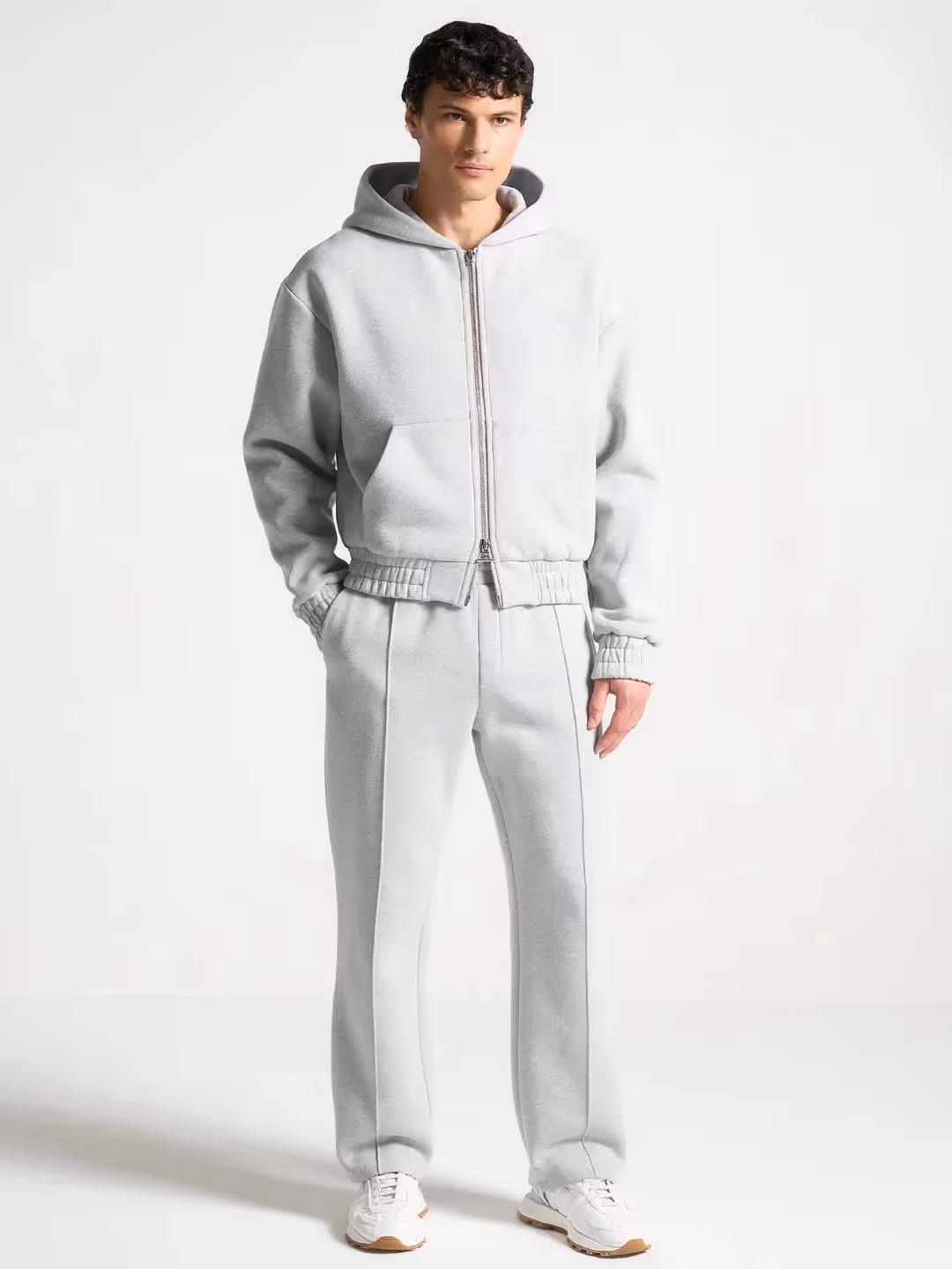 Cassonava Tracksuit image 6
