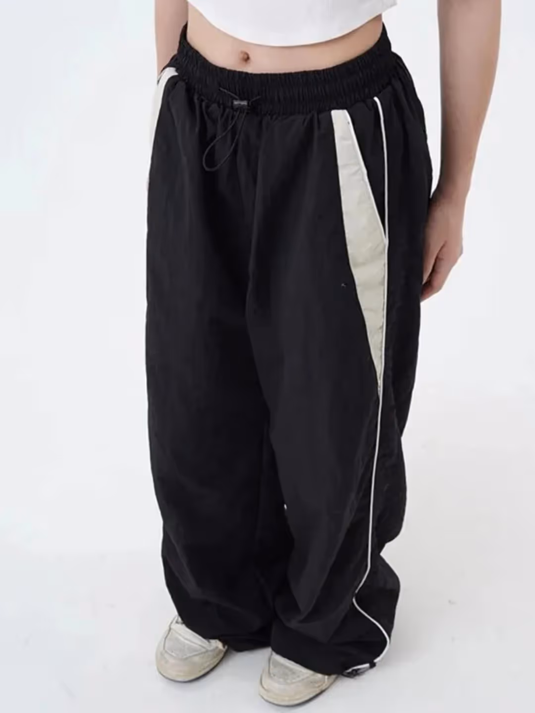Contrast Piping Trackpant  image 4
