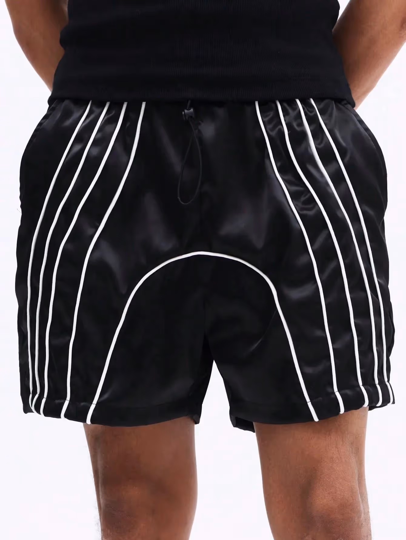 Gilda Shorts image 3